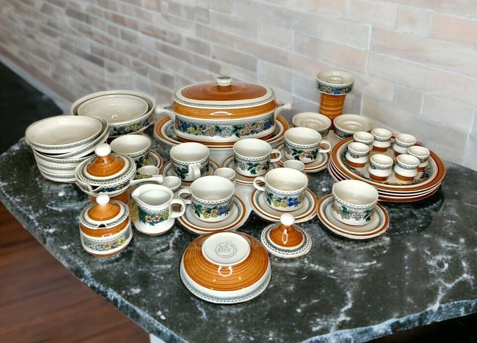 45 pieces Goebel Burgund China Set Bavaria egg cups bowl plate casserole sugar