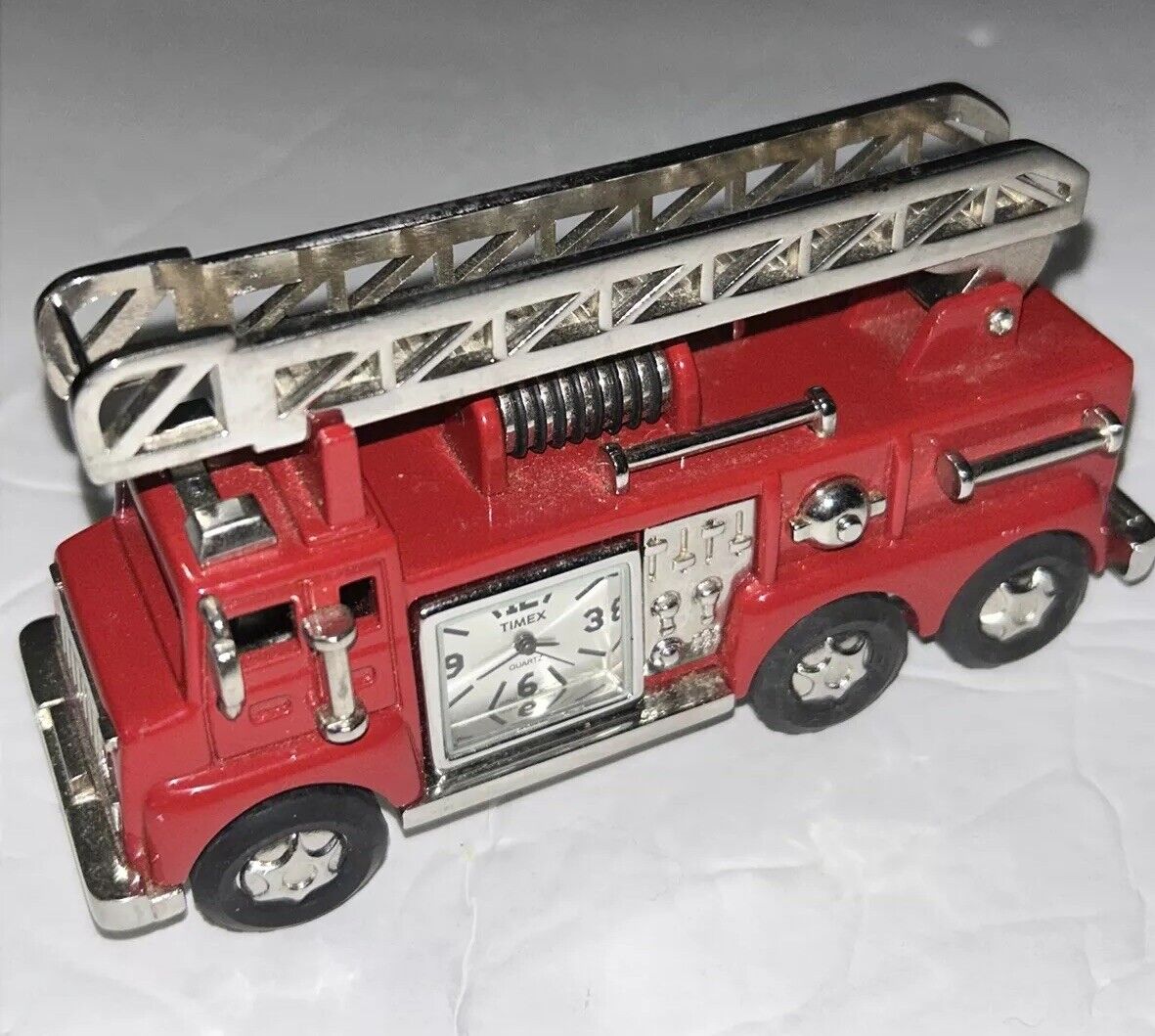Die Cast Fire Truck Firetruck Timex Clock 4”