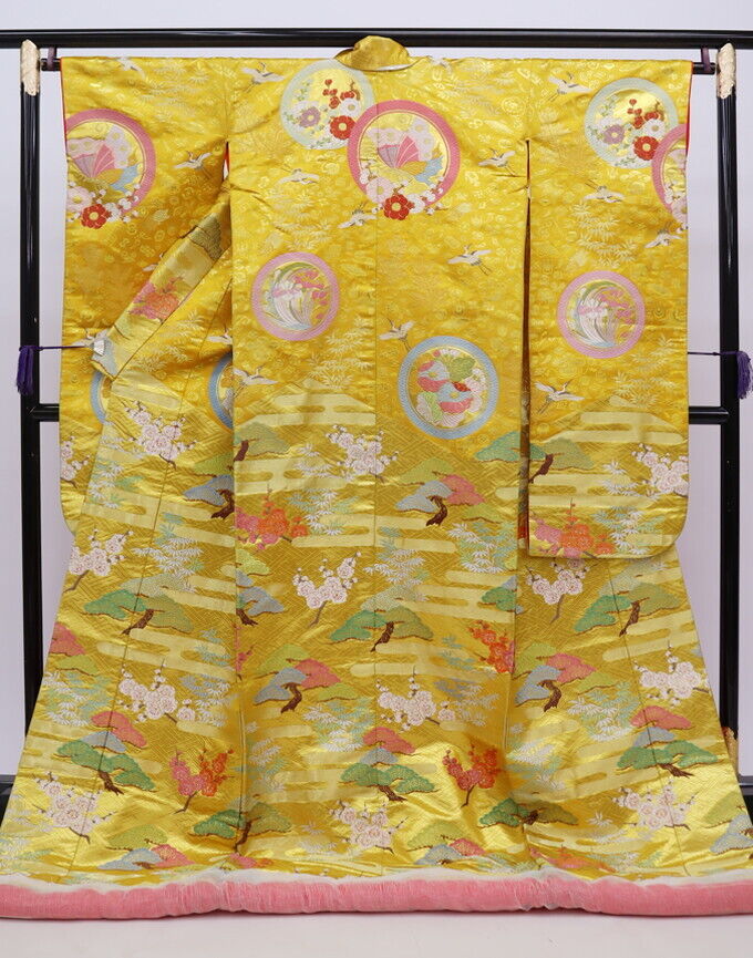 Uchikake Kimono Japan Yellow Gold Used Flowers In Full Bloom Pine Circle With Bu