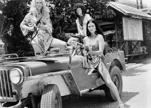 Savage Sisters 1974 Gloria Hendry Cheri Caffaro Rosanna Ortiz guns in Jeep 5x7