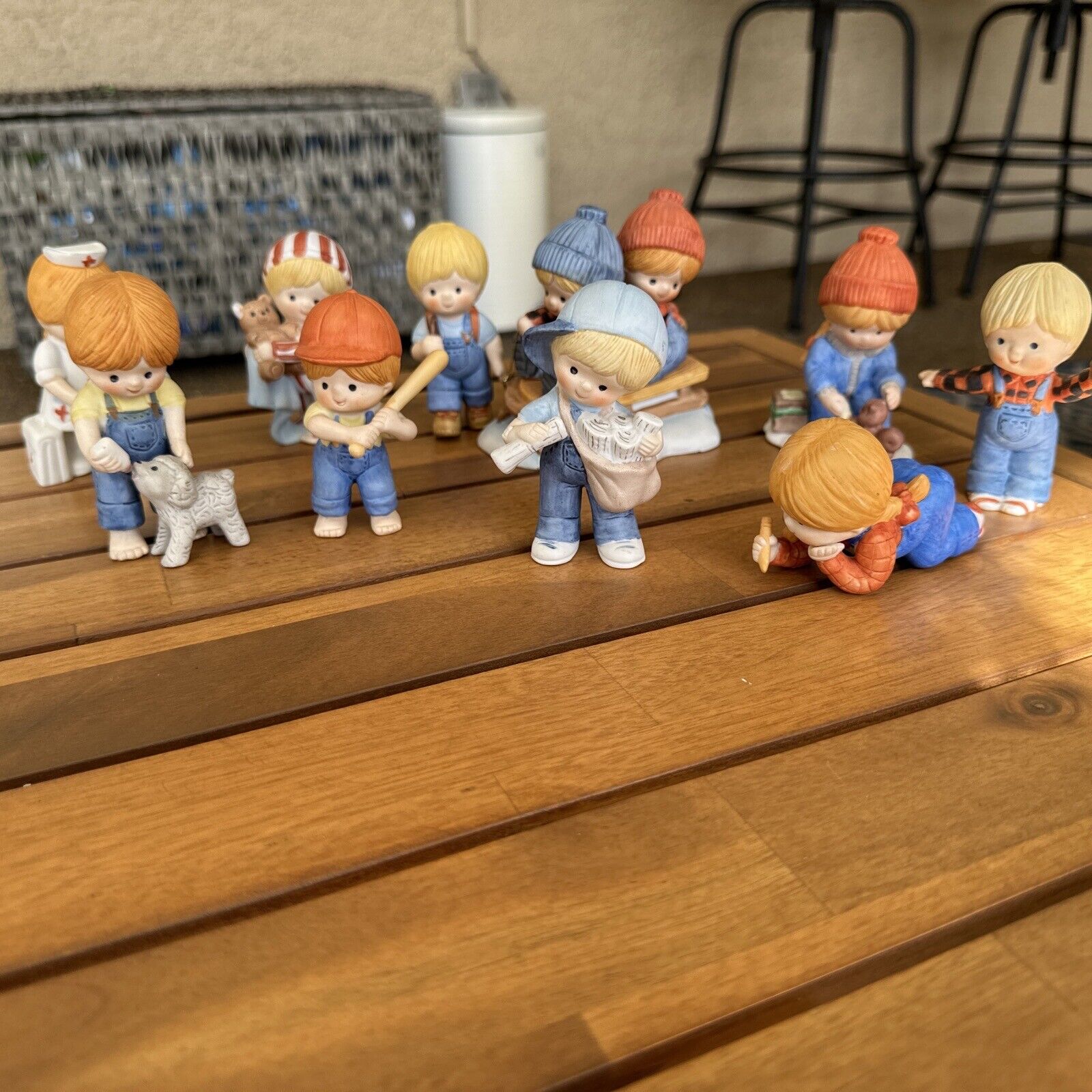 Vintage Enesco Country Cousins Figurines LOT Of 10 Figures 1980’s