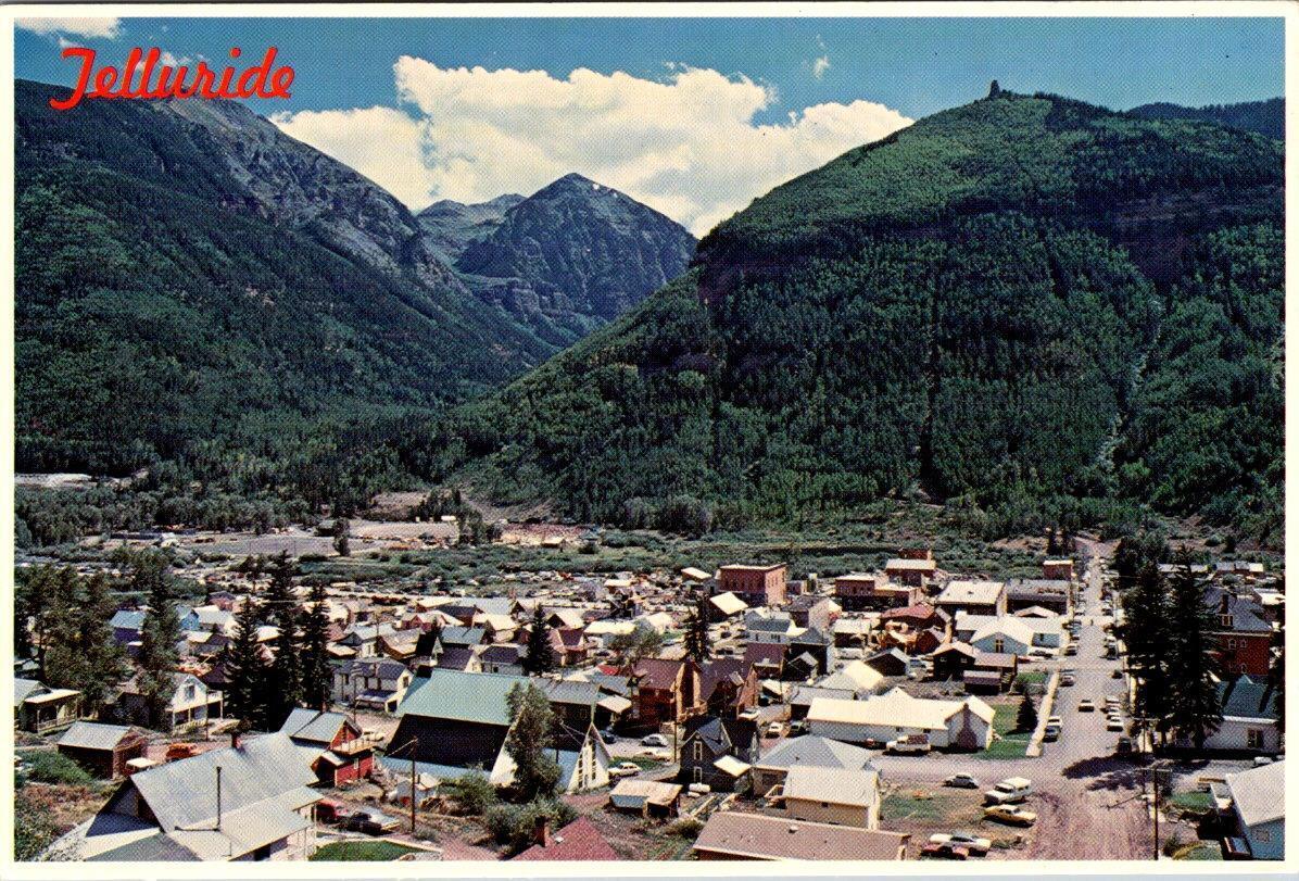Telluride, CO Colorado  HOMES~CHURCH~CARS Bird\'s Eye View  ca1970\'s 4X6 Postcard