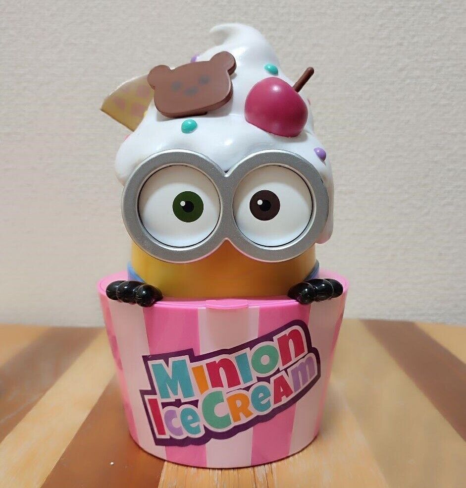 USJ Minions Assorted Plastic Bucket Ice Cream Box 9.8”