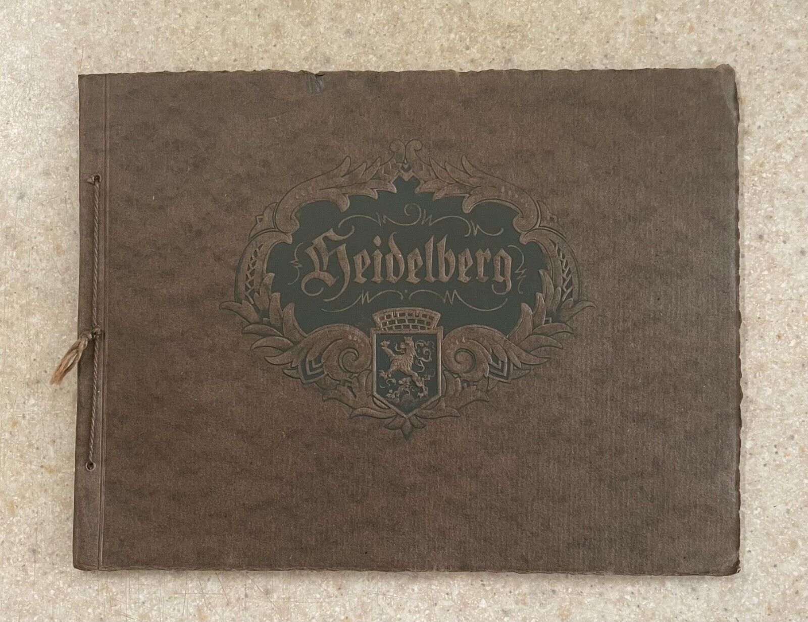 HEIDELBERG, GERMANY 1930s ALBUM - PHOTOS - POST CARDS & SCHLOSS HOTEL BROCHURE