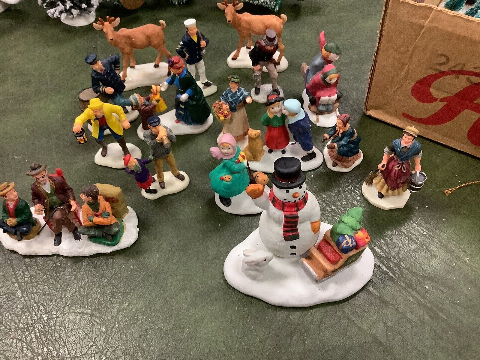 Lot Of 16 Lemax Christmas Village Figurines Vintage