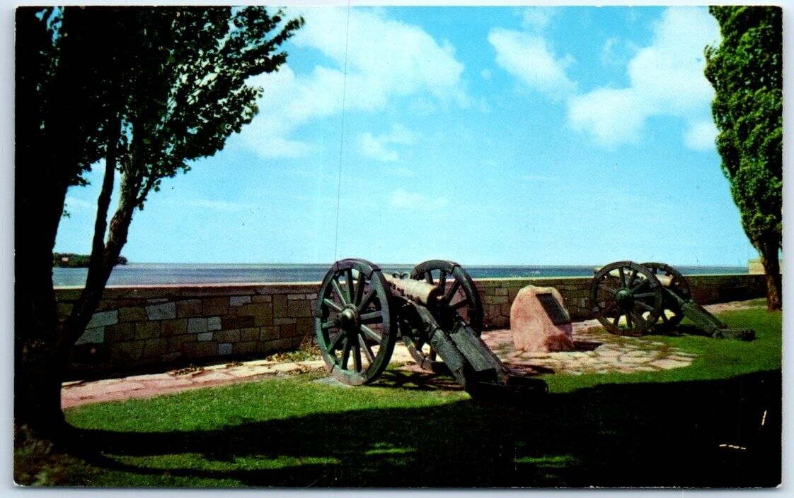 Postcard - The La Salle Plaque, Old Fort Niagara - Youngstown, New York