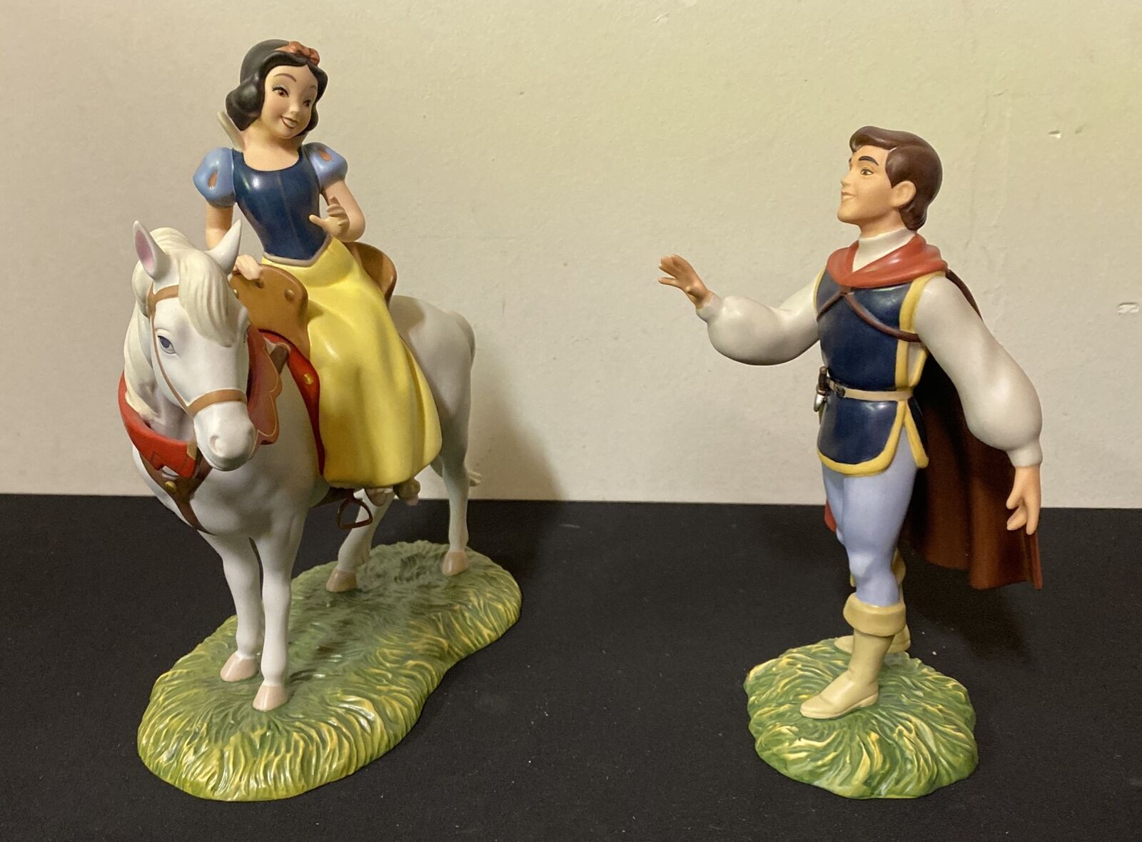 WDCC Disney Snow White Prince Away to His Castle We’ll Go To Be Happy Forever