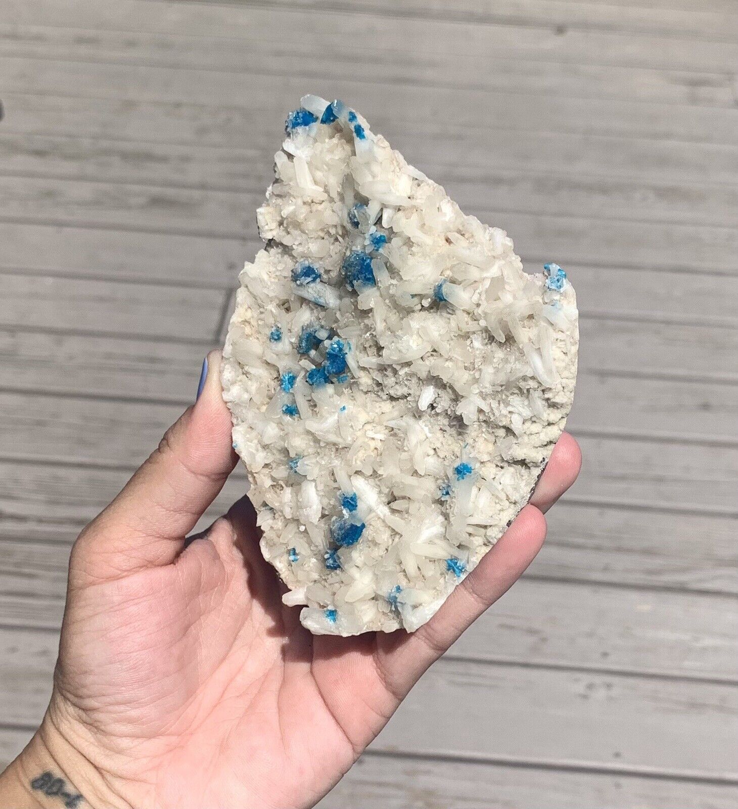 Cavansite Crystal Specimen On Stilbite Pentagonite 266 Grams Blue Crystal