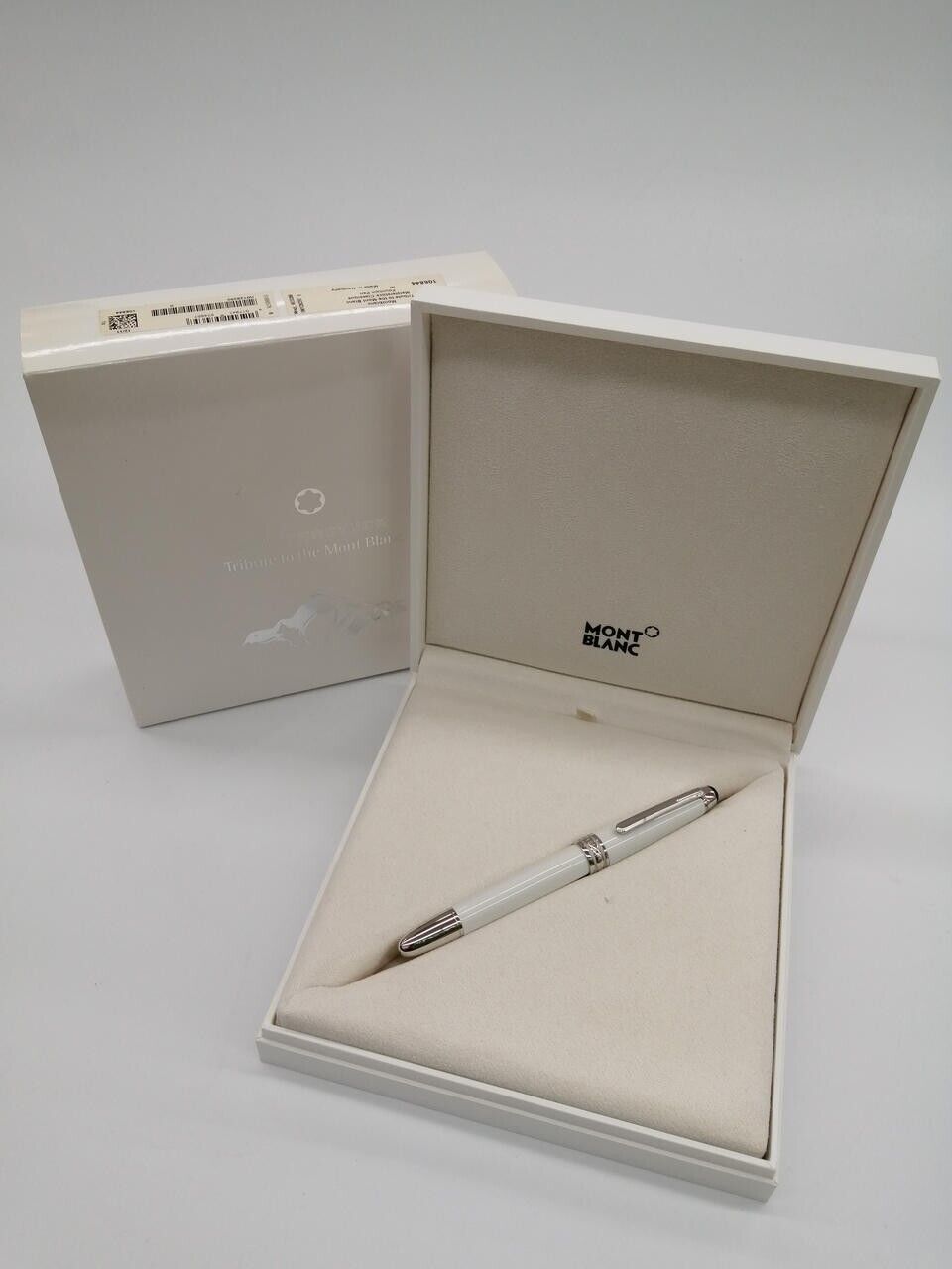 Montblanc Tribute to the Montblanc Nib M Meisterstuck fountain pen with Box