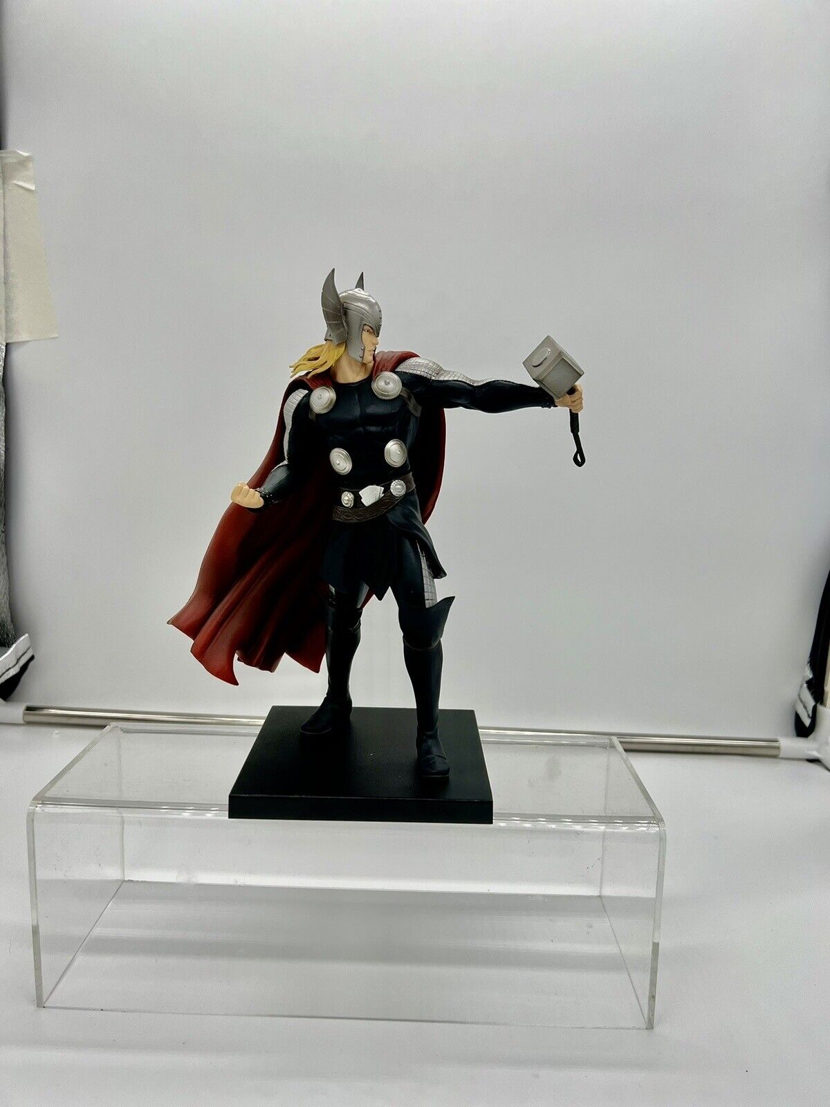 Marvel THOR Artfx statue Kotobukiya Avengers Action Figure With Hammer & Stand