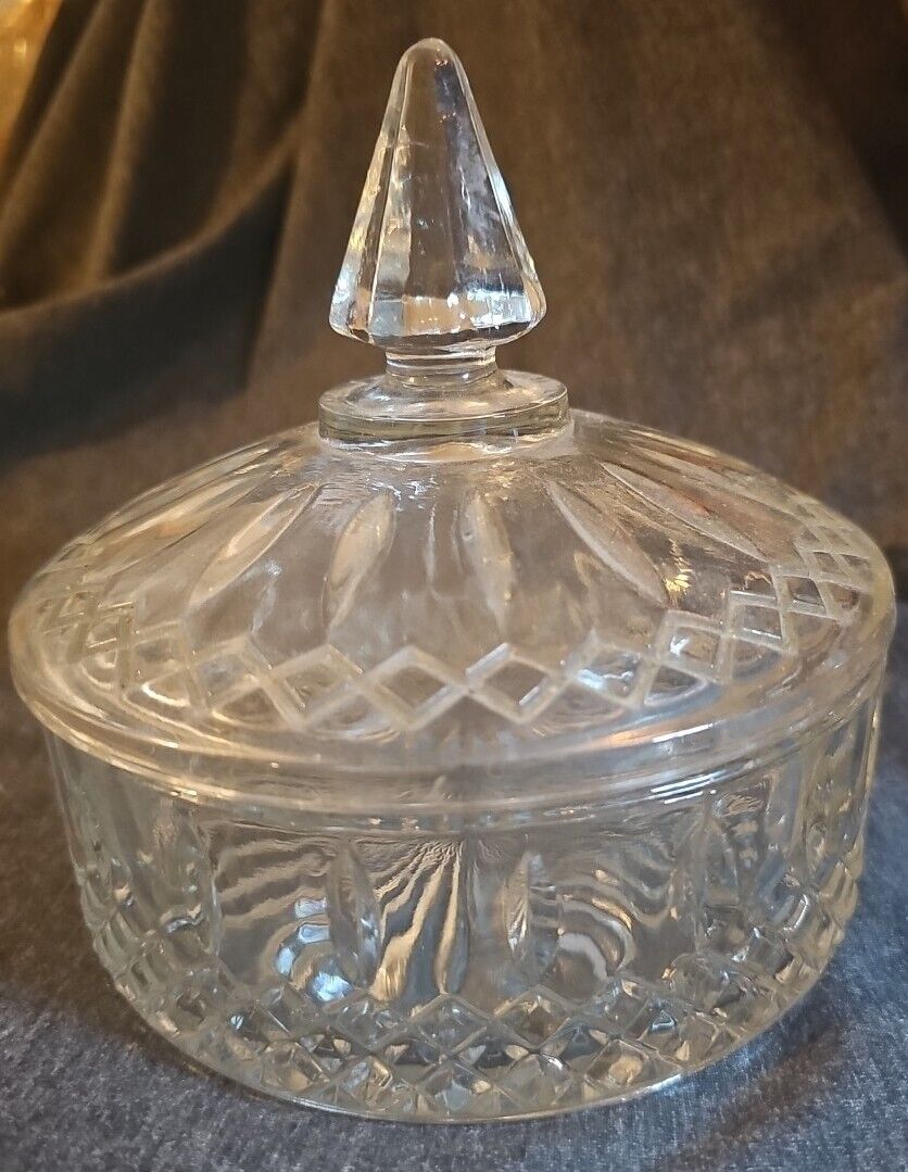 Candy Dish Vintage Indiana Clear Glass Princess Diamond Point with Lid. 6” d