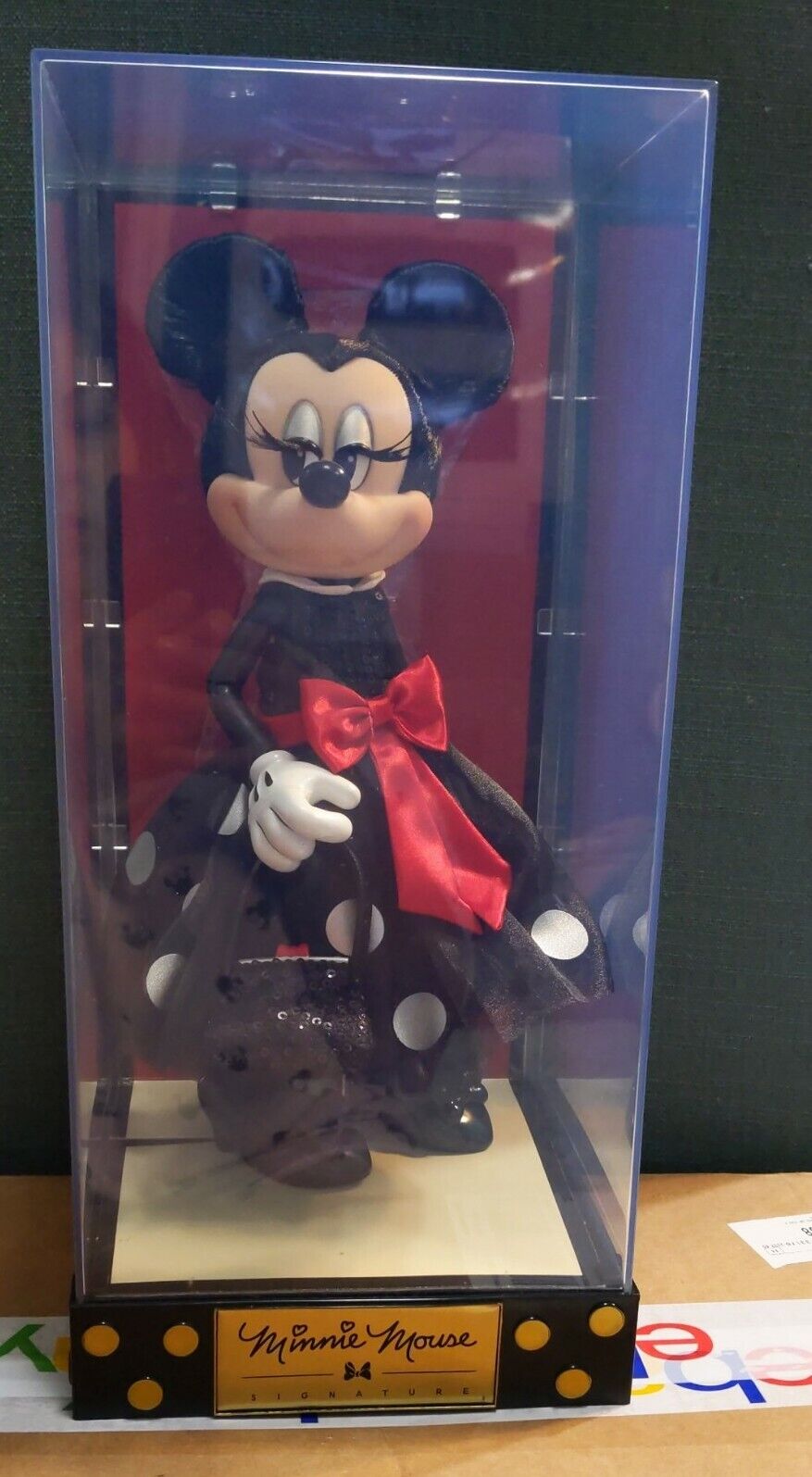 Disney 2016 Minnie Mouse Signature Doll Limited Edition Polka Dots 