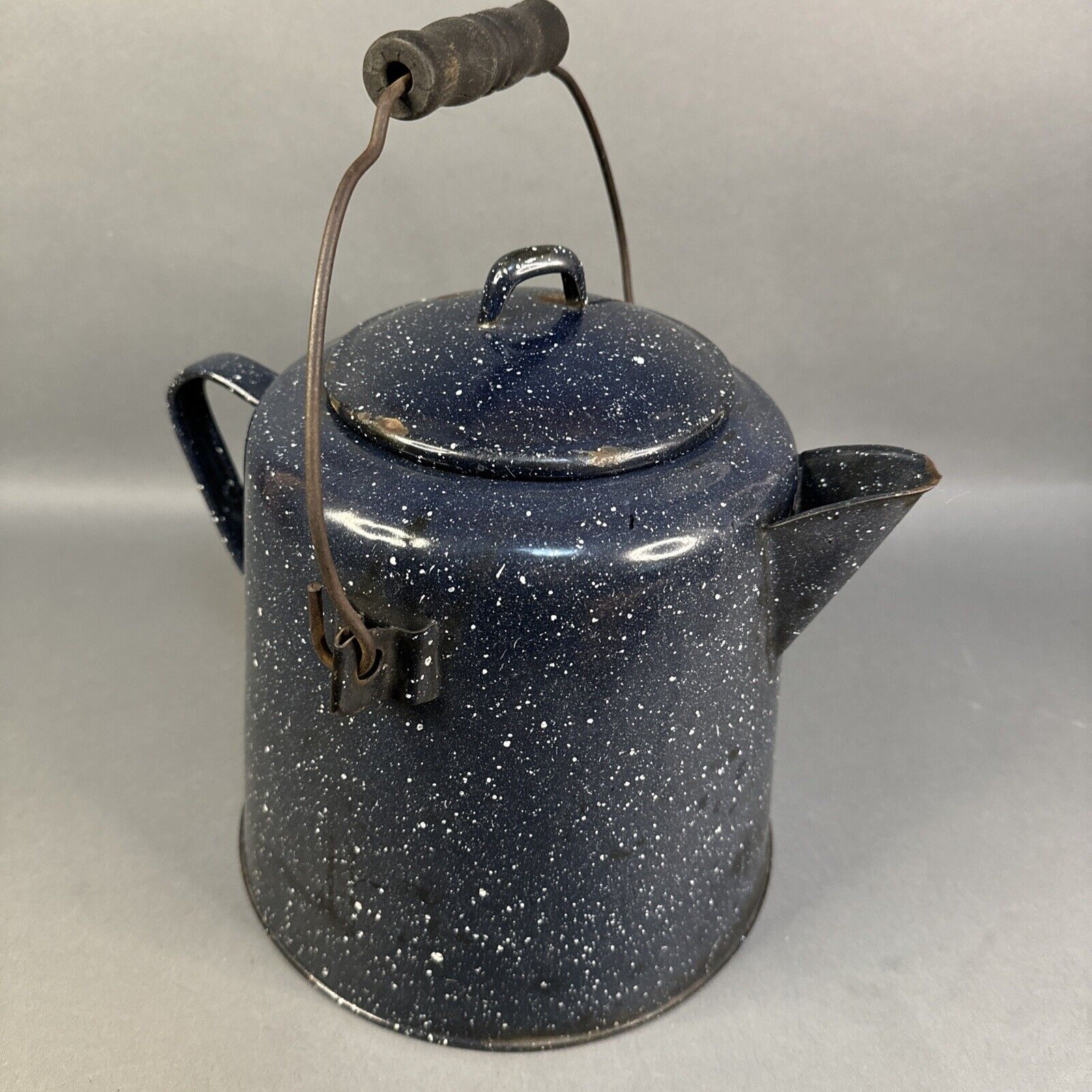 Vintage Large Graniteware Coffee Pot Cowboy Camping Enamelware