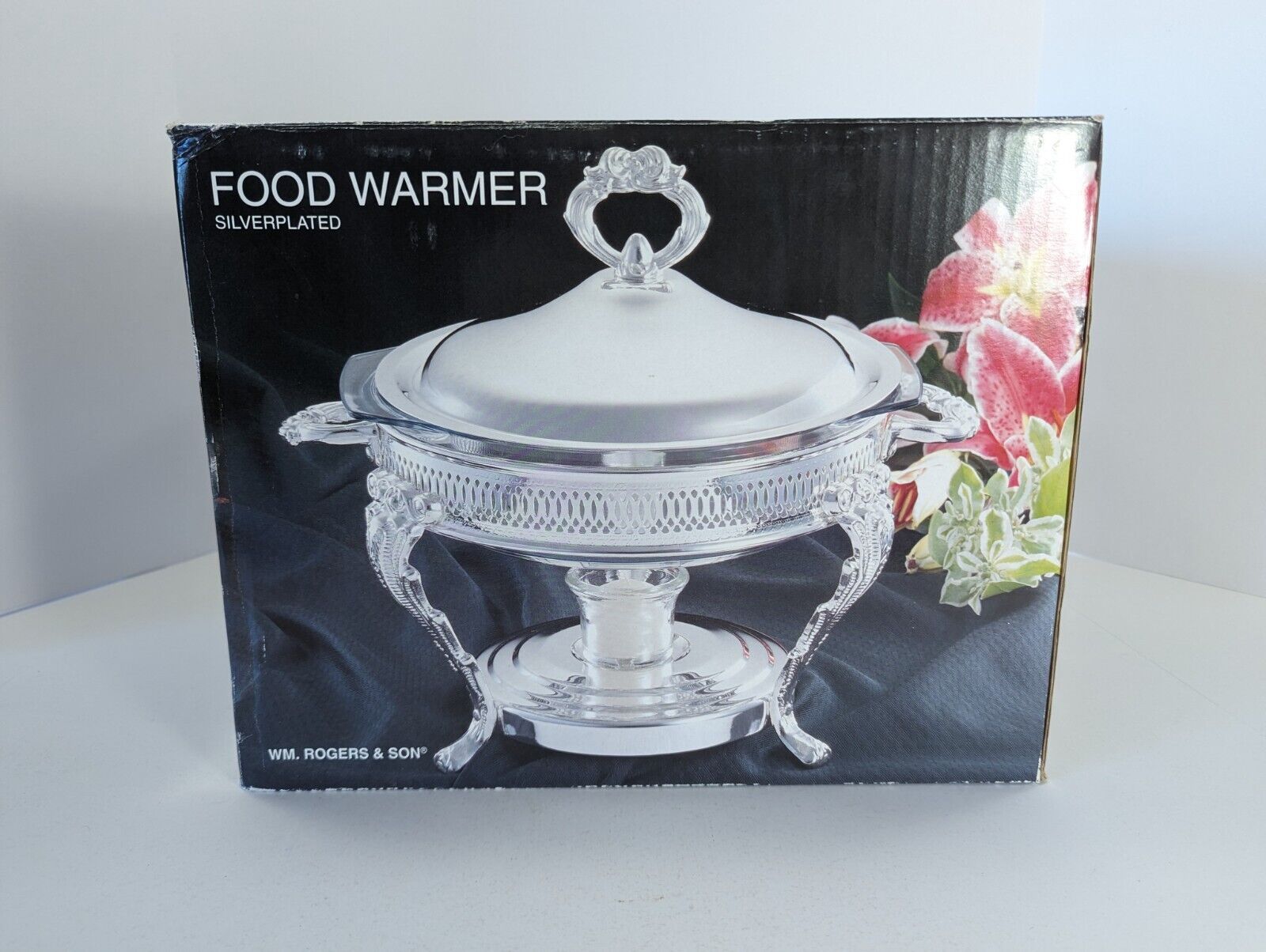 WM. ROGERS AND SON SILVERPLATED FOOD WARMER WITH REMOVABLE 2 QUART Pyrex Bowl