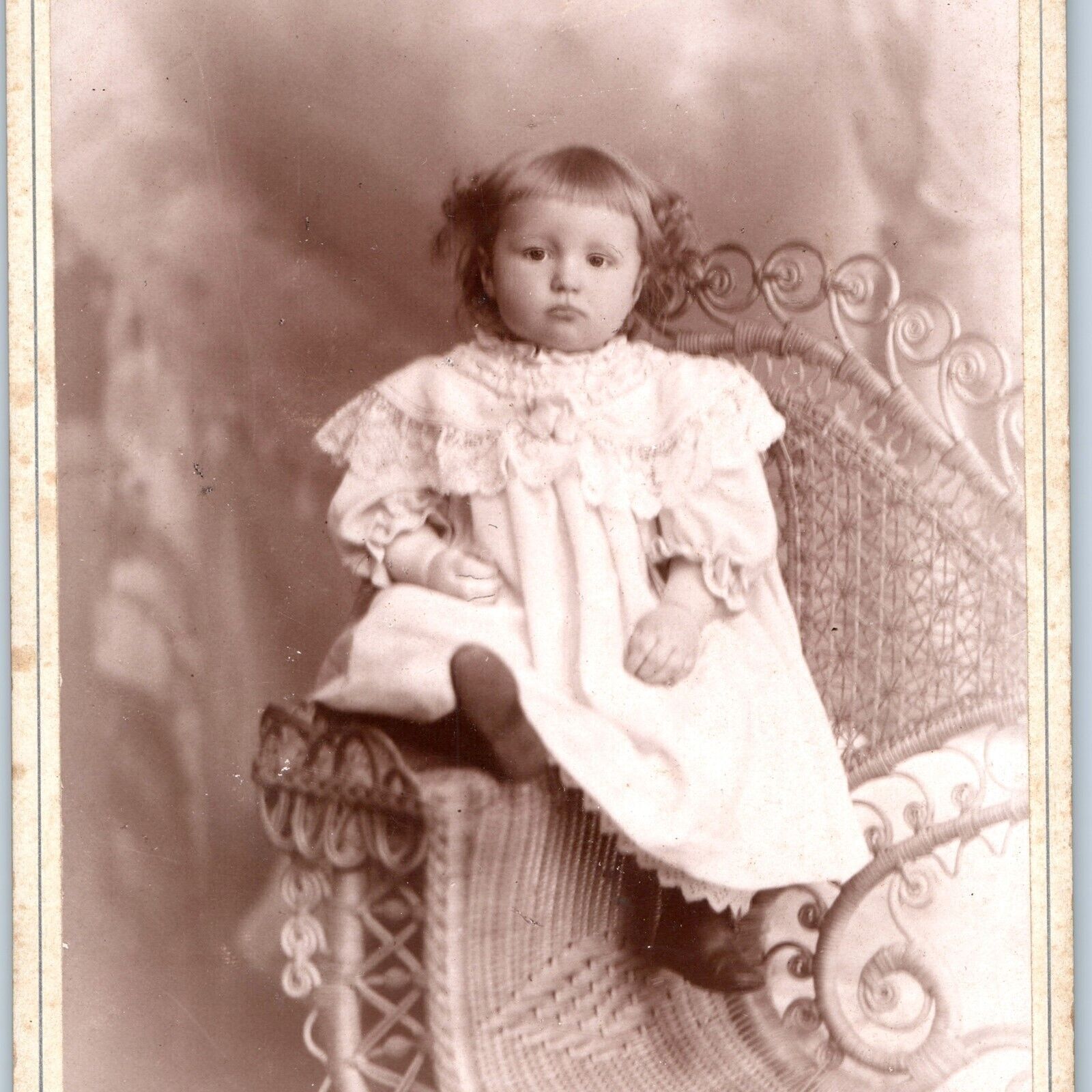 c1880s Reading, PA Adorable Baby Girl Cute Hair Cabinet Card Photo JD Strunk B14