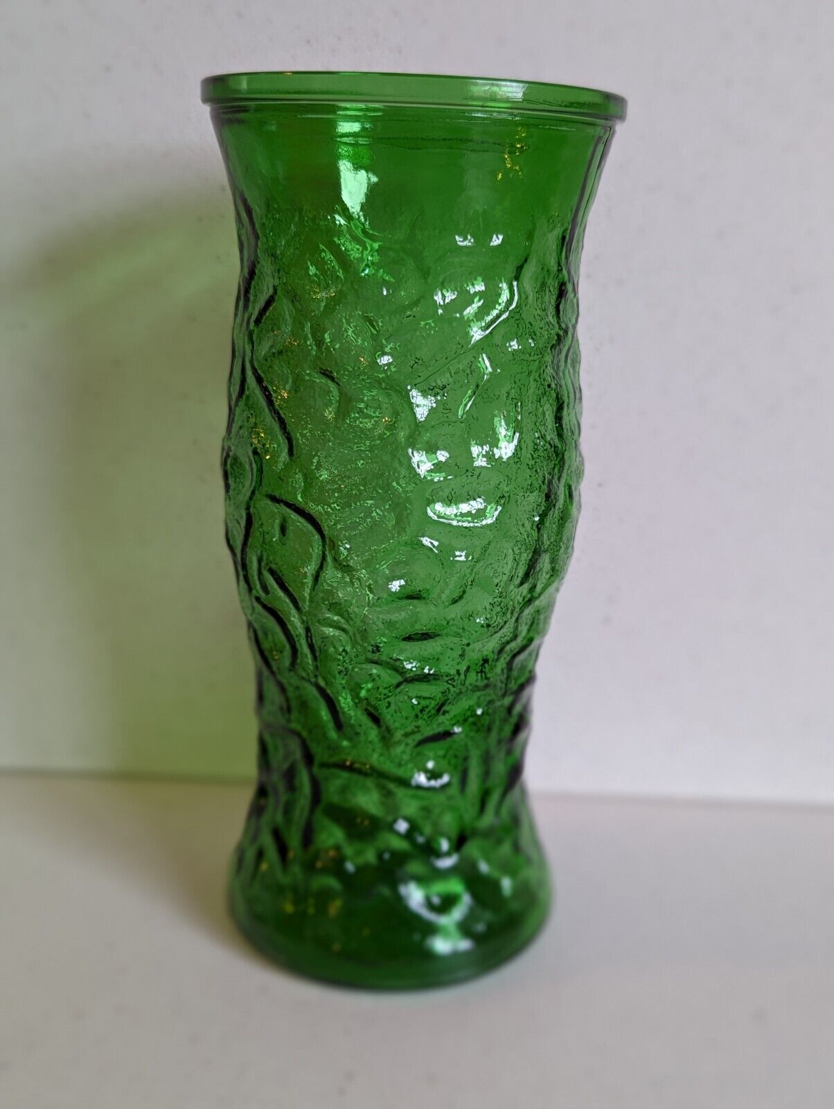 Vintage Hoosier Glass Vase - Emerald Green Crinkle Pattern - MCM