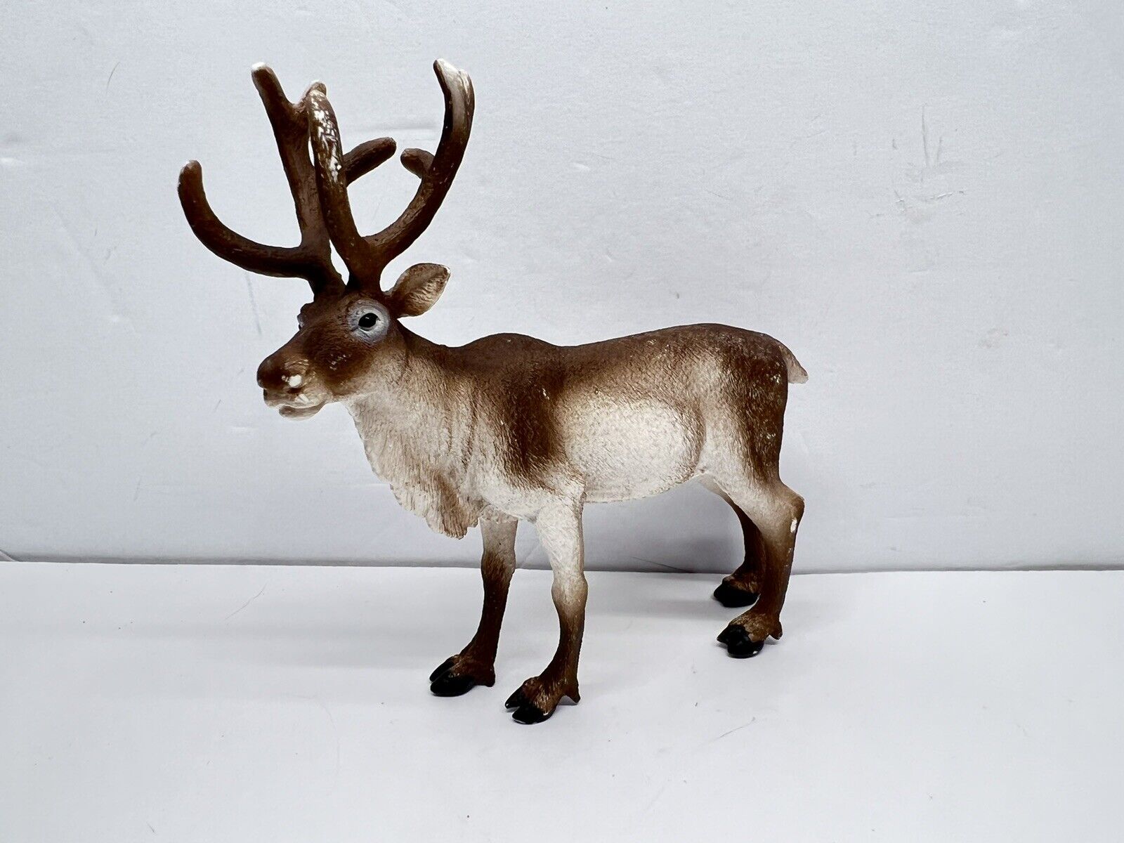 SCHLEICH Wild Life Animal Figurine REINDEER #14837 Holiday Decor HTF