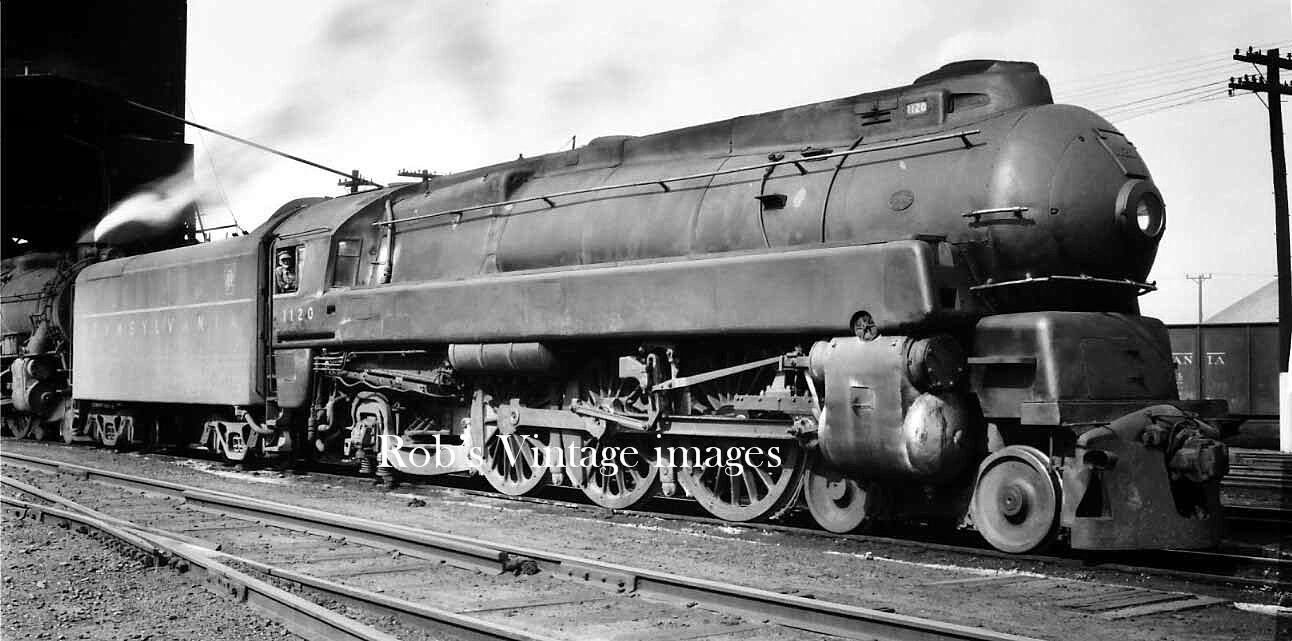 Pennsylvania Railroad  photo  Bullet train Steam Locomotive 1120 K4 4-6-2 1940s