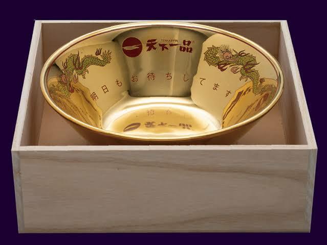 天下一品 TENKAIPPIN Pottery Golden Ramen Noodle Soup Bowl Donburi With paulownia box