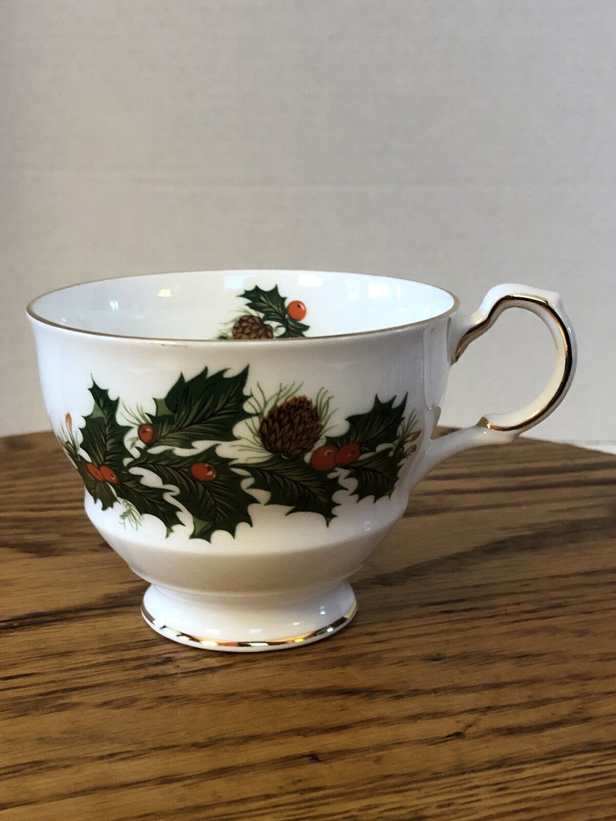 Vintage Tea Cup. Royal Crest Bone China. England.