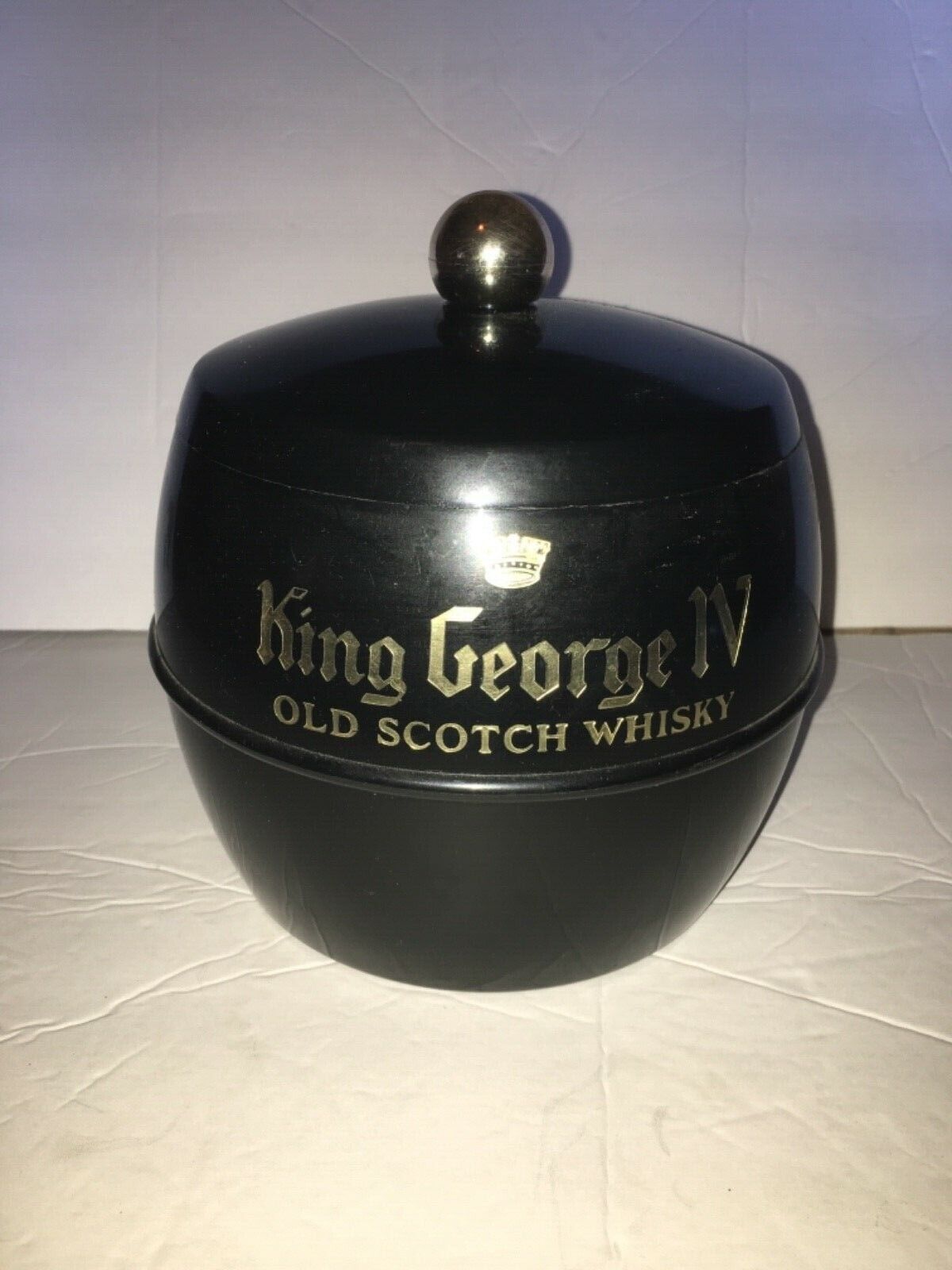 Vintage King George IV Old Scotch Whisky BAR Ice Bucket Bakelite/Plastic? Rare