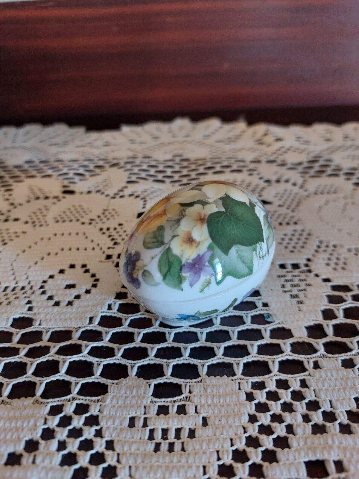 Jubilee Fine Bone China Miniature Egg - made in England