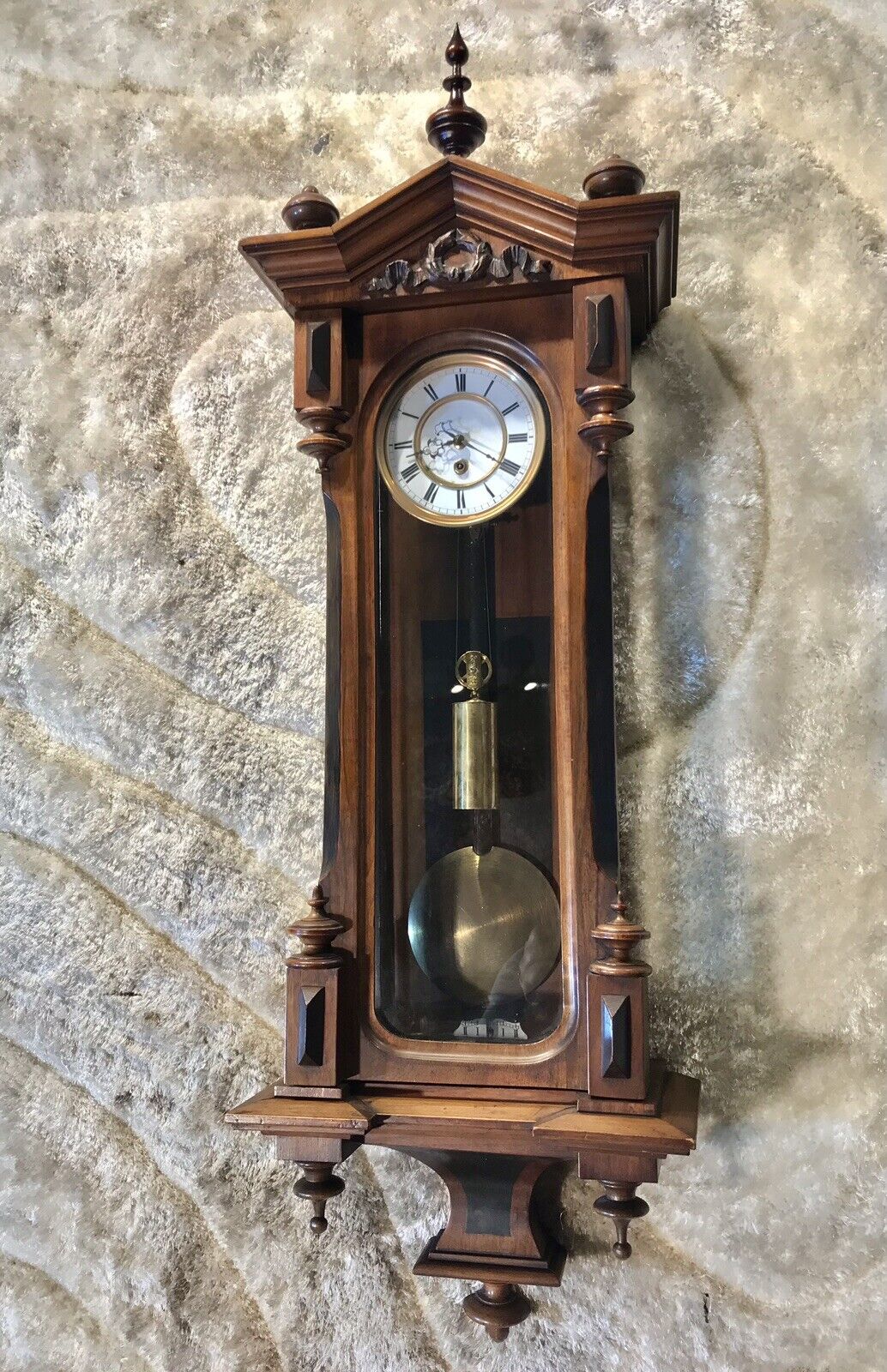 RARE SMALL SIZE Antique Germany Vienna,Clock,1 Brass Weights Driven,walnut Case,