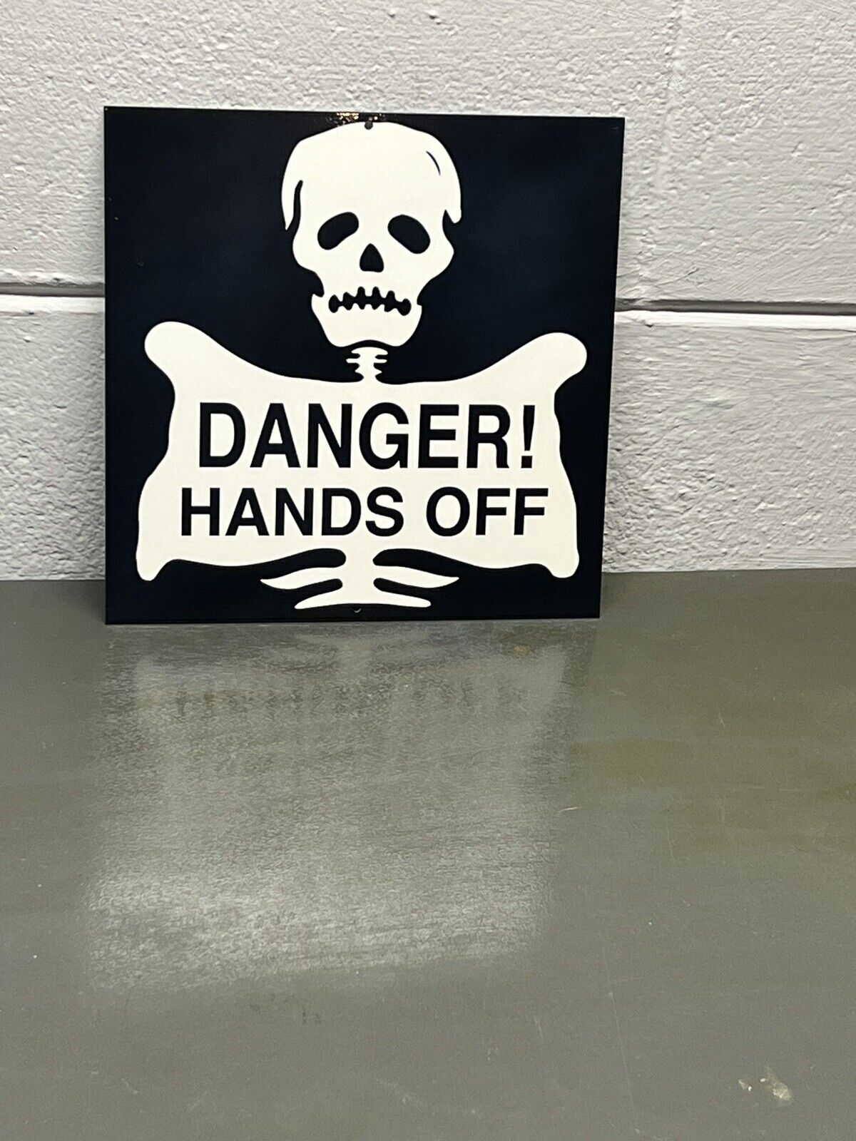 DANGER HANDS OFF Thick Metal Sign Skull Bones Sales Service Gas Oil Warning