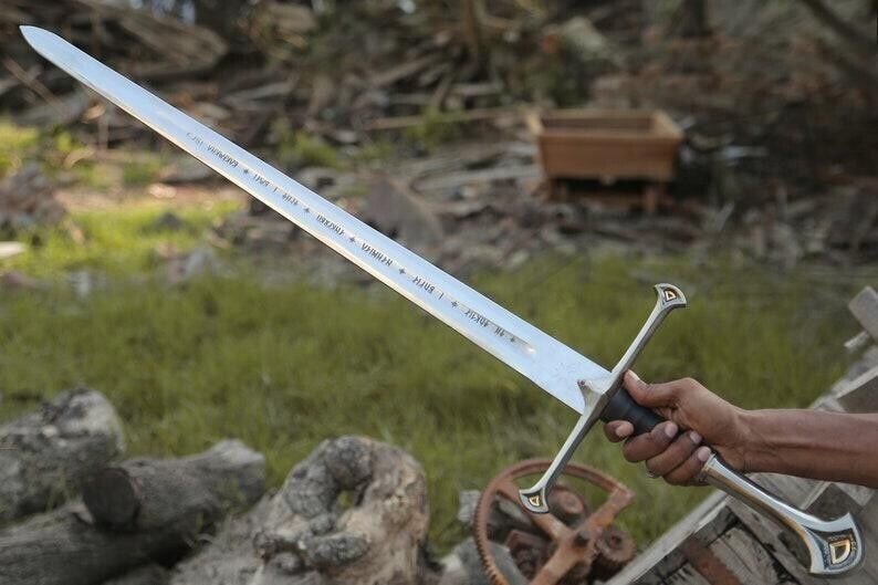 Anduril sword Lord of the Ring sword of Aragorn Narsil sword LOTR Sword Replica