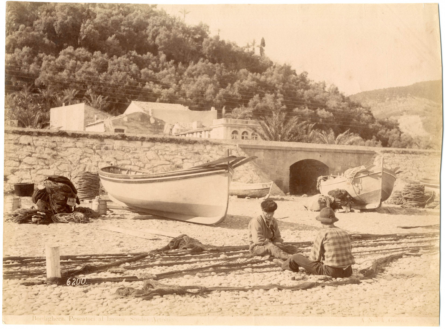 Noack Alfred, Italy, Bordighera, fishermen at work vintage albumen printAl