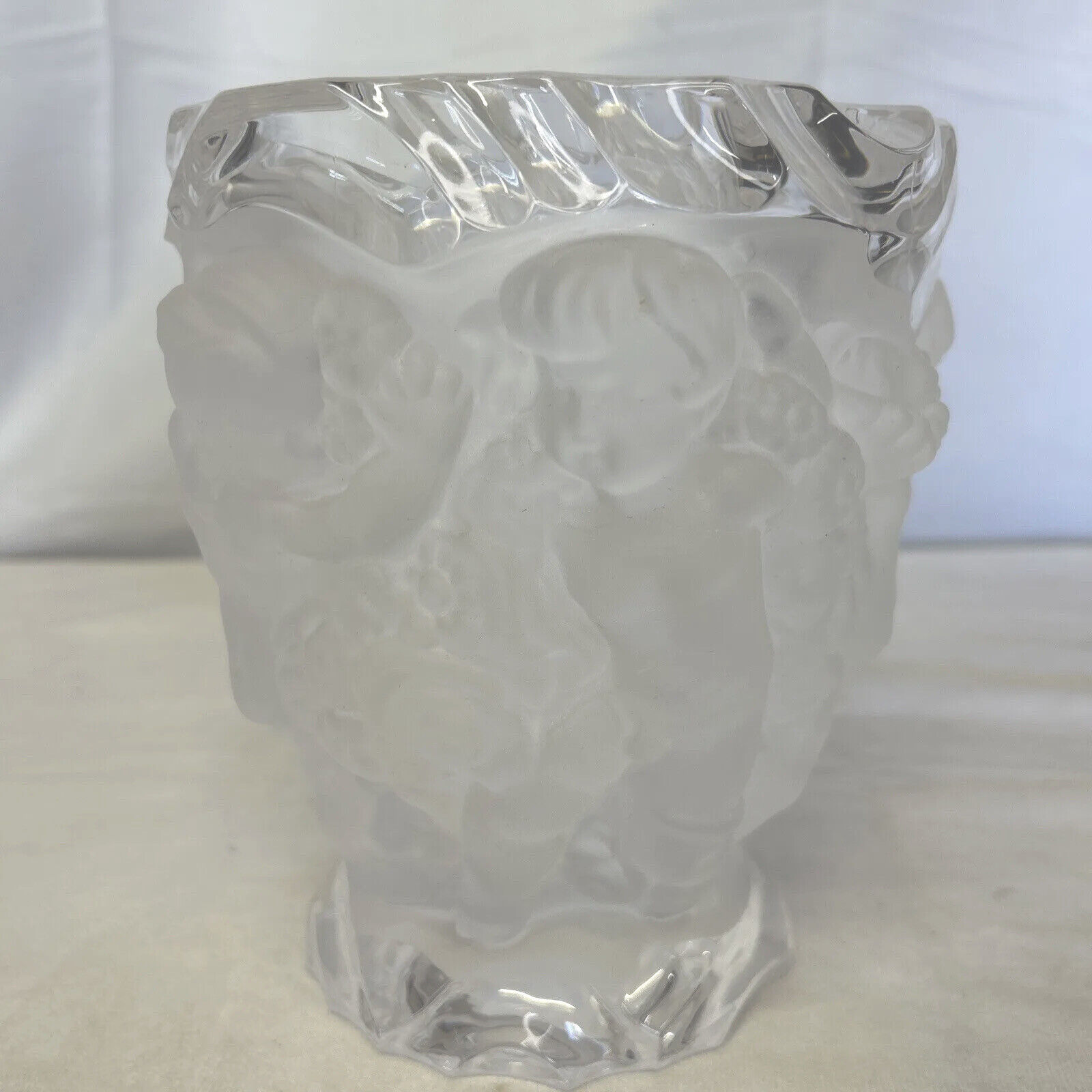 Lalique-Style Vase FROSTED Angel Cherub Relief Thick & Heavy 7\