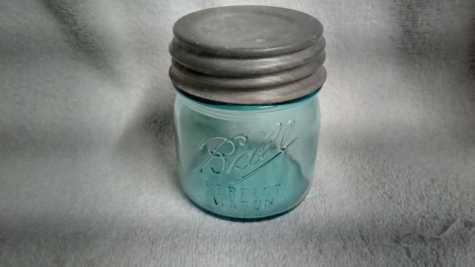 Ball Blue 8 oz 1/2 Half Pint Mason Jar NEW Collector\'s Edition w/ OLD Zinc Lid