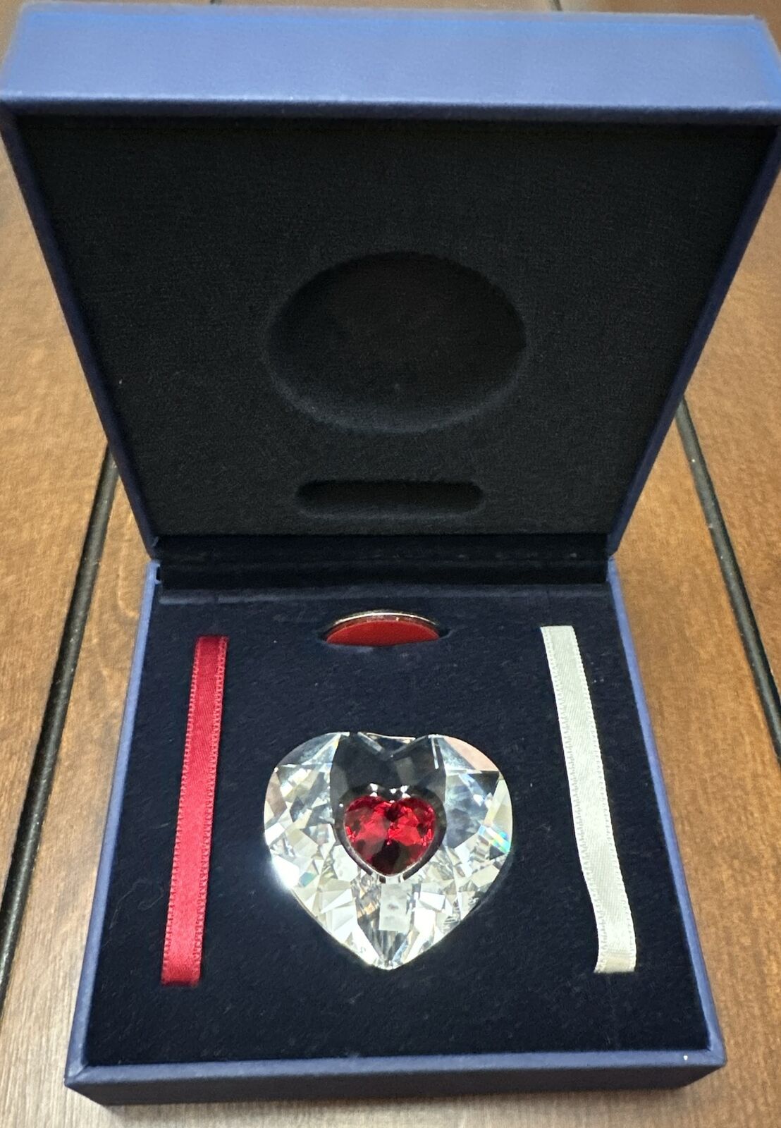 Swarovski 2004 Annual Edition Heart Ornament (NIB)