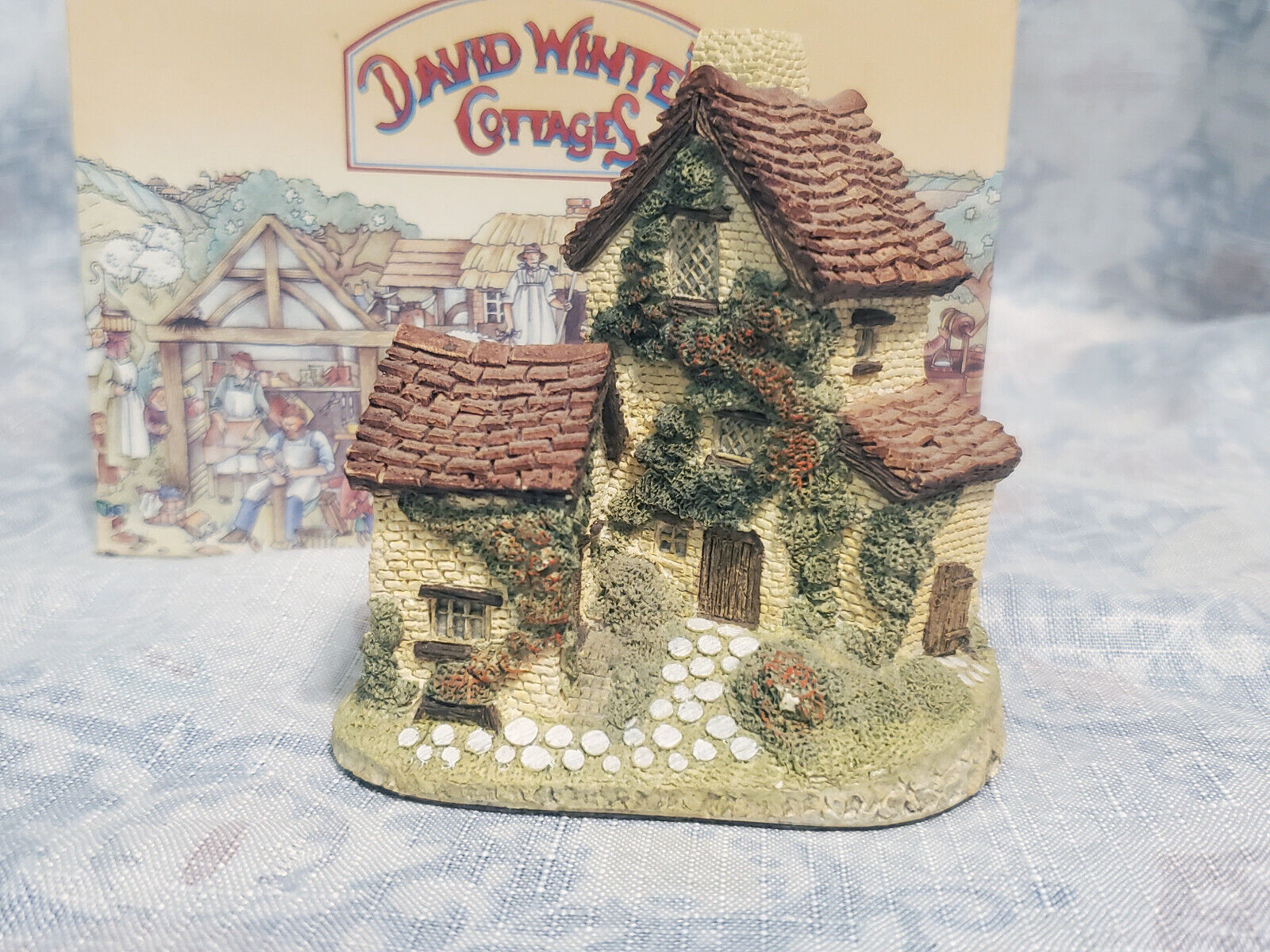 DAVID WINTER Cottages IVY COTTAGE with Original Box  1982 Vintage