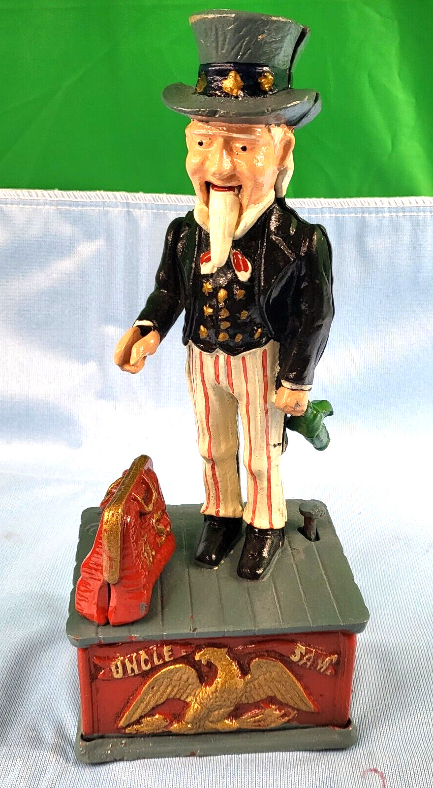 Mechanical Uncle Sam Coin Bank cast iron  Works 11\