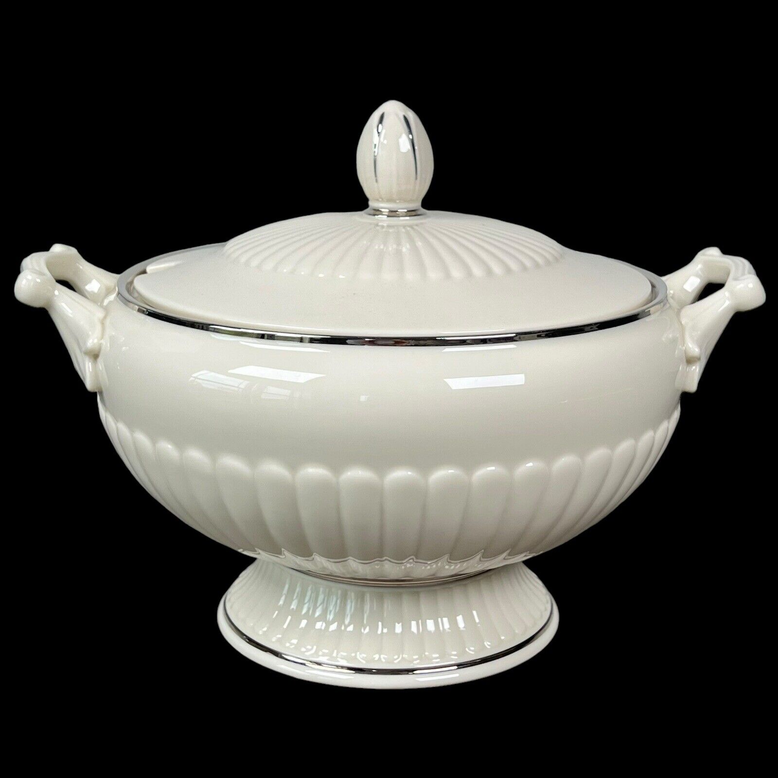 Lenox China Georgian Soup Tureen With Lid Platinum Trim Great Condition