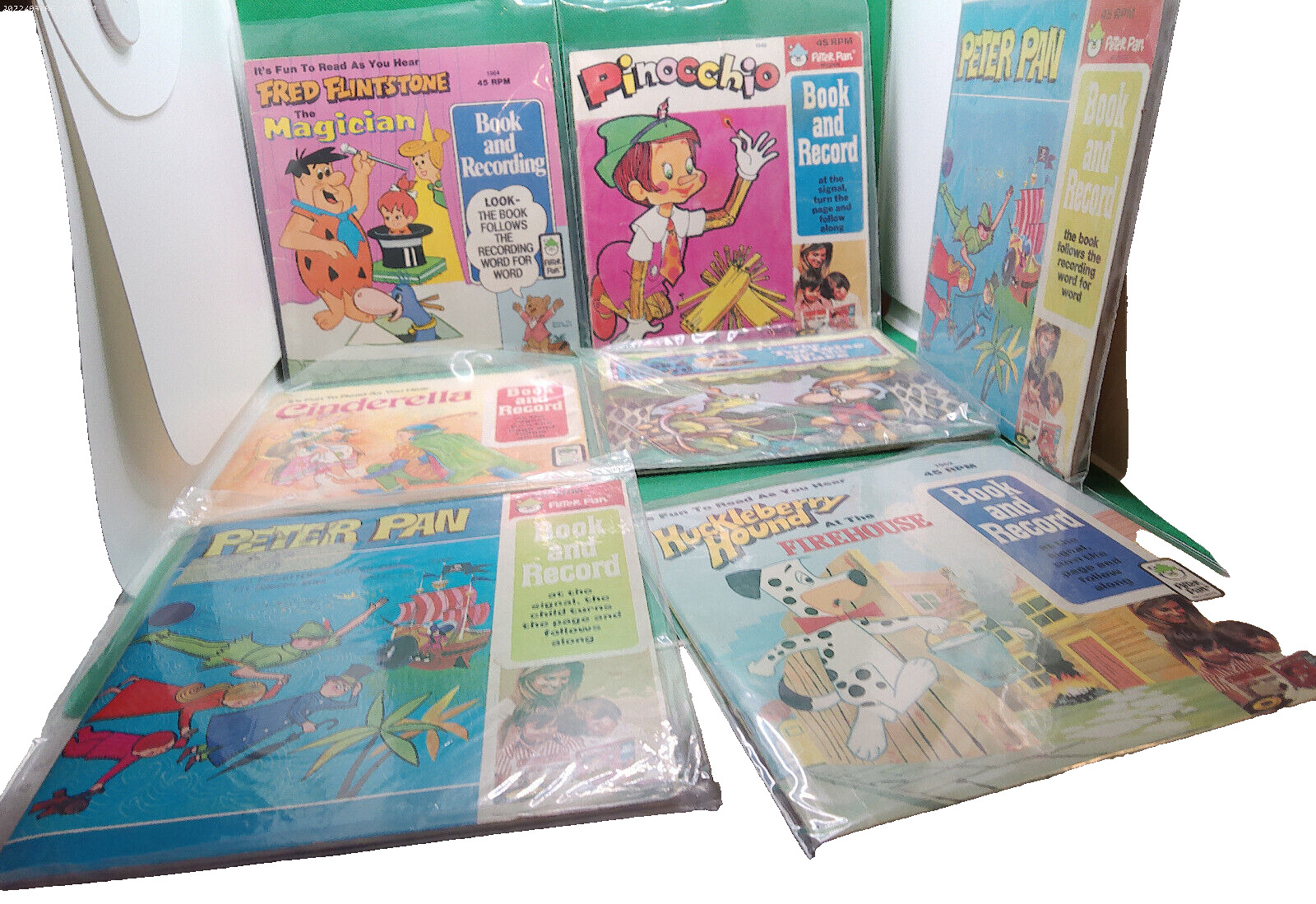 Book record set lot 7 Flintstones Huckleberry Pan Hare Cinderella Pinocchio