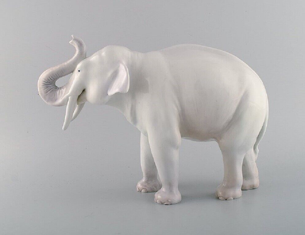 Axel Locher for Royal Copenhagen. Large and rare porcelain figure. Elephant.