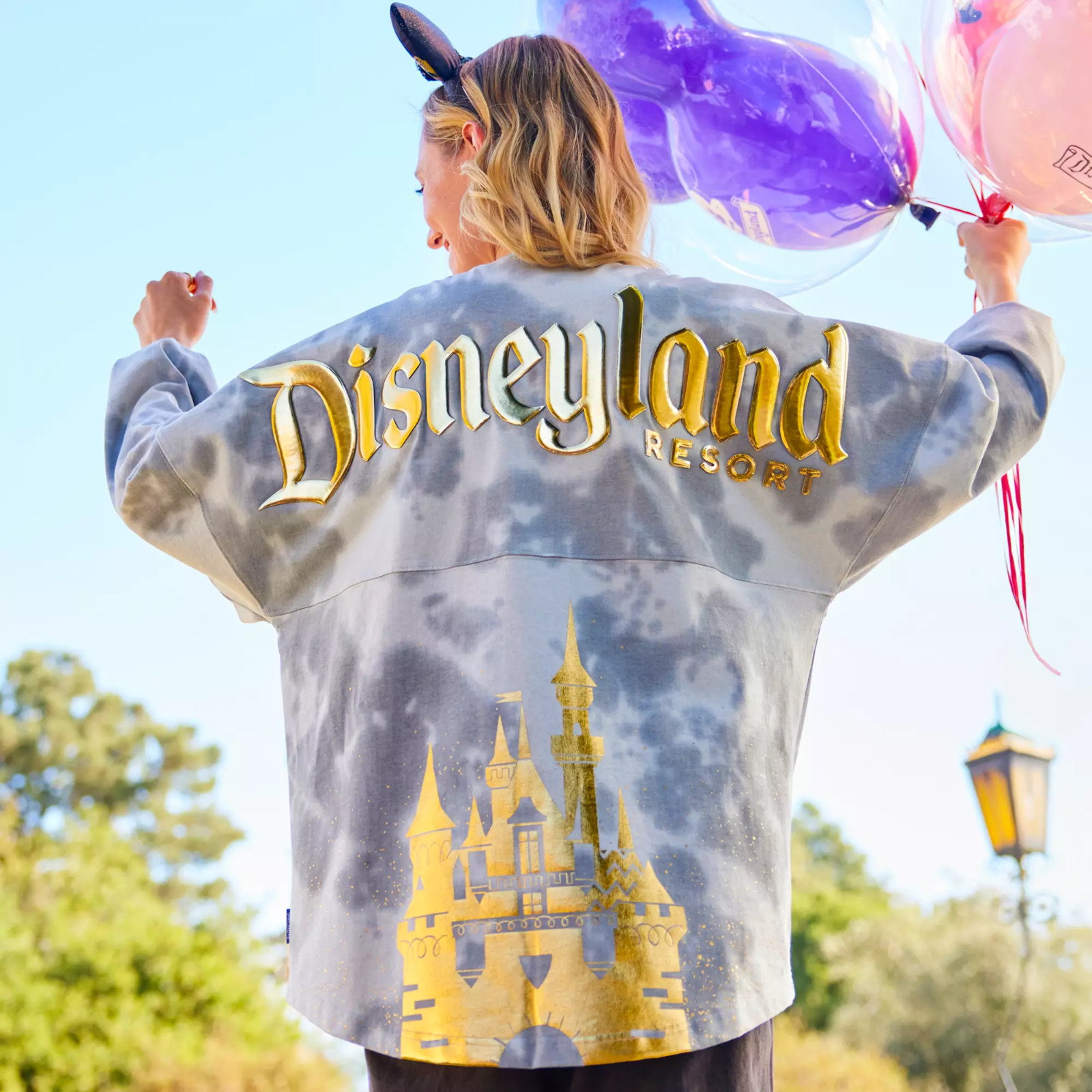 Disney Sleeping Beauty Castle Tie-Dye Spirit Jersey for Adults Disneyland XL New
