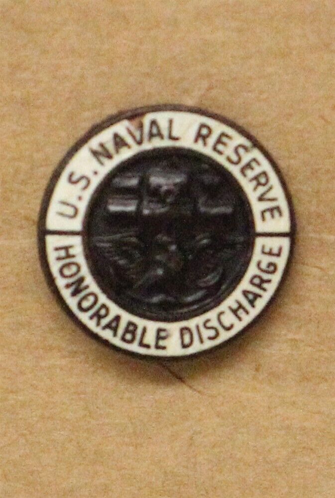 WWII U.S. Navy Reserve Honorable Discharge lapel pin (3210)