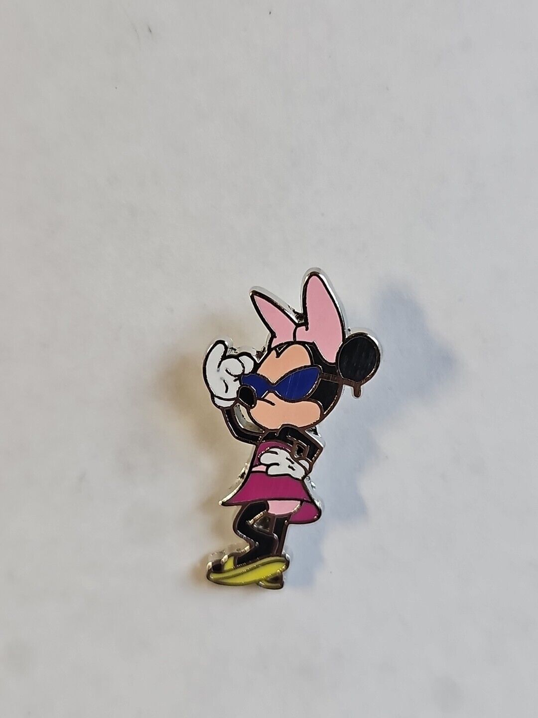 Genuine Disney Minnie Mouse Cool Characters Sunglasses Collectible Trading Pin