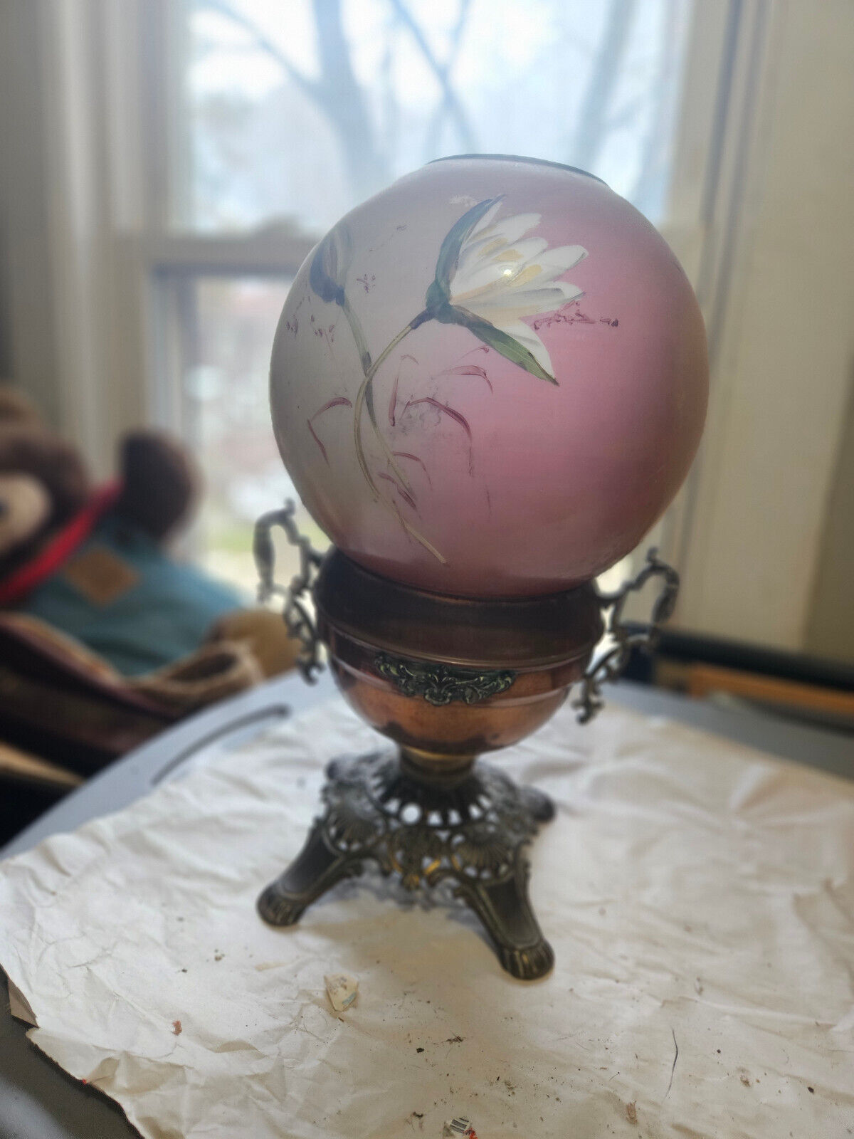  vintage oil/kerosene ball lamp