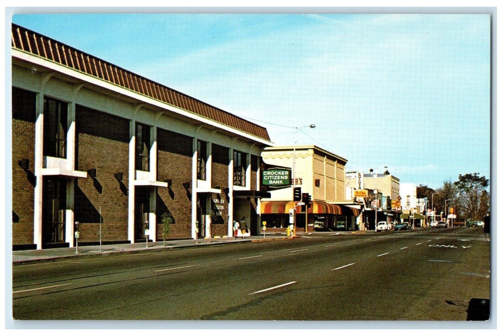 c1960's Street View Crocker Citizen Bank Shell Chico California CA Postcard
