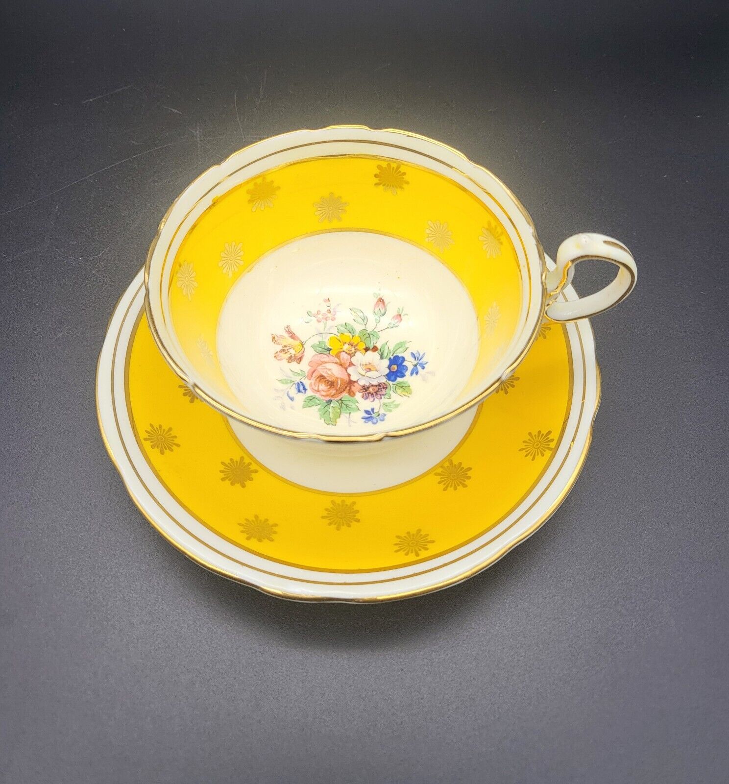 Aynsley England Fine Bone China Tea Cup And Saucer Cabbage Rose Yellow Gold