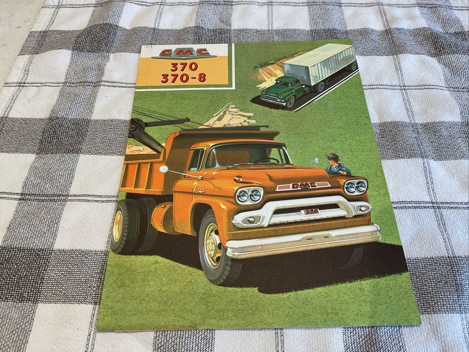 Original 1959 GMC 370 370-8 Truck Foldout Sales Brochure