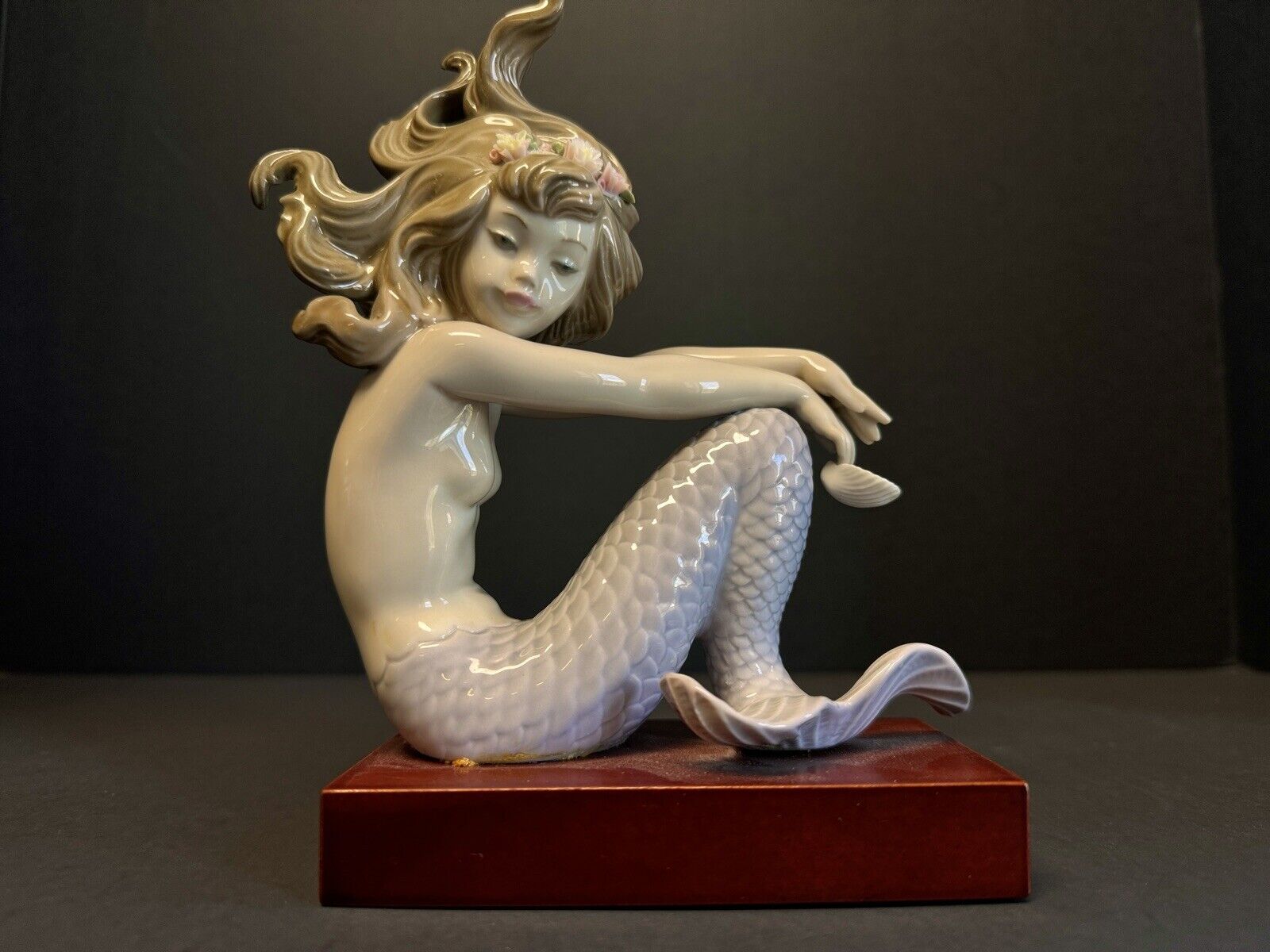 Lladro 1413 Mermaid Illusion Figurine Holding Seashell With Stand Vtg