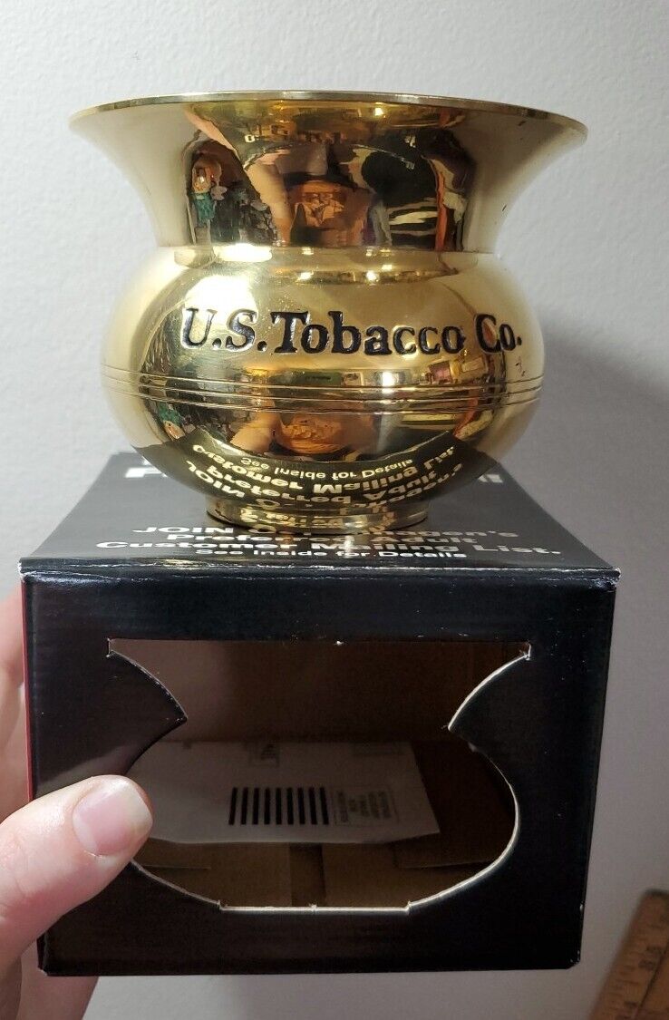 Vintage US Tobacco Co Copenhagen Brass Cuspidor Spittoon New In Original Box