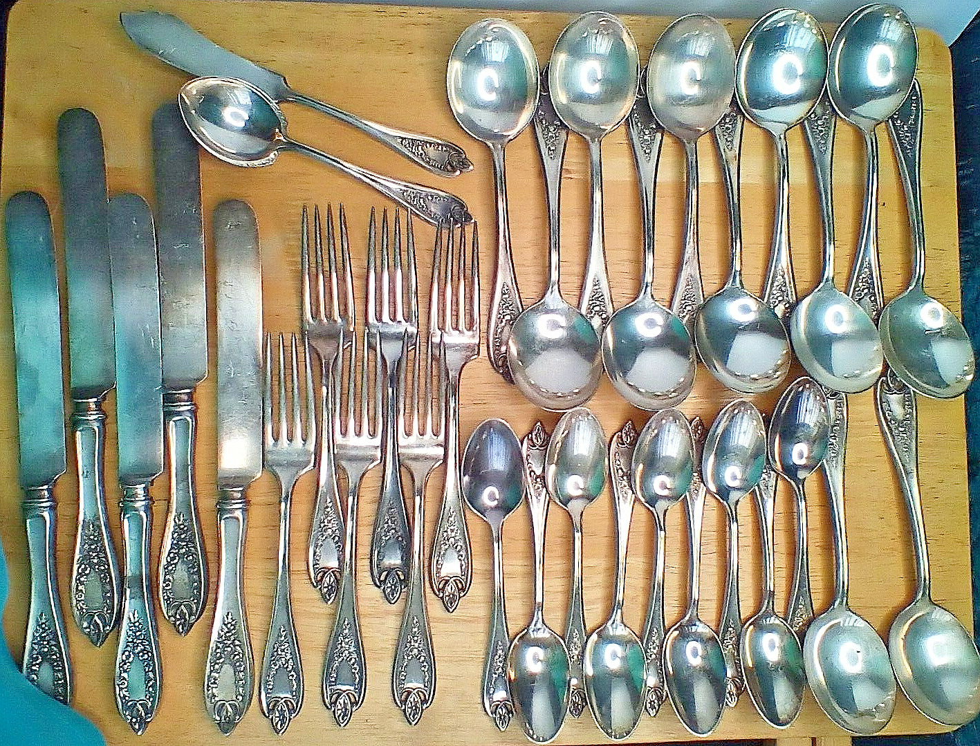Int'l 1847 Rogers Bros OLD COLONY (34) Piece Lot Silverplate 1911-1973 No Mono