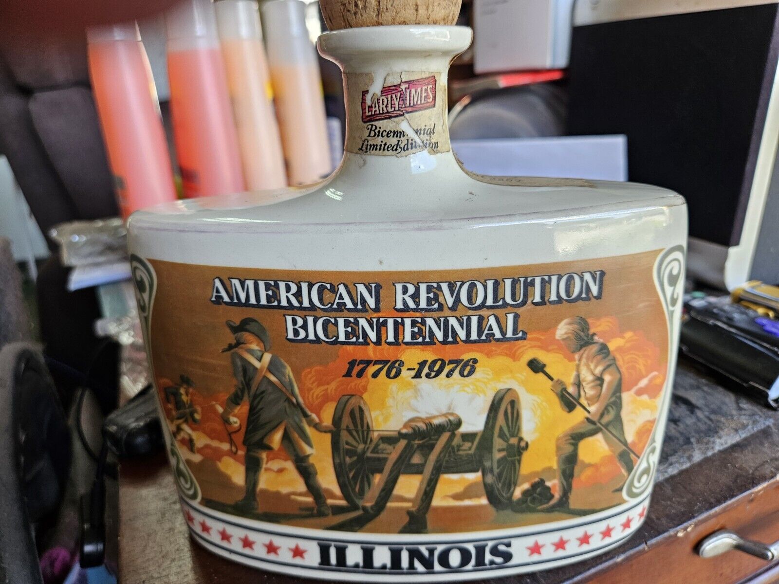 Early Times American Revolution Bicentennial 1776-1976 Illinois Decanter