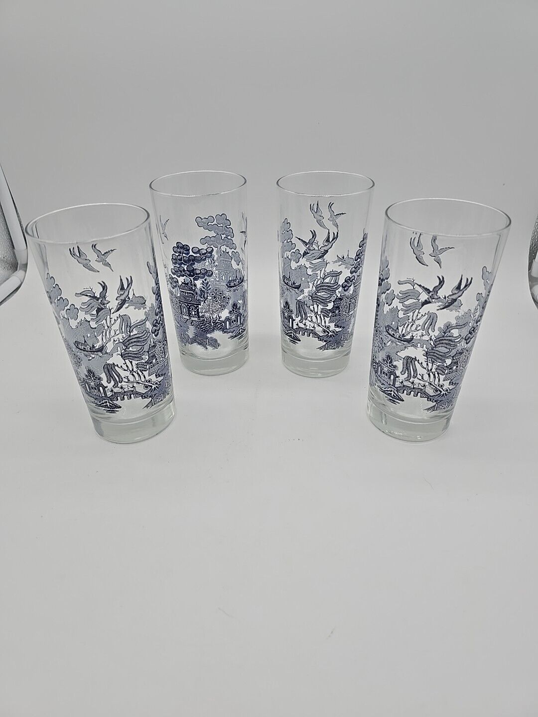 Blue Willow Set of 4 Drinking Tumbler Glasses